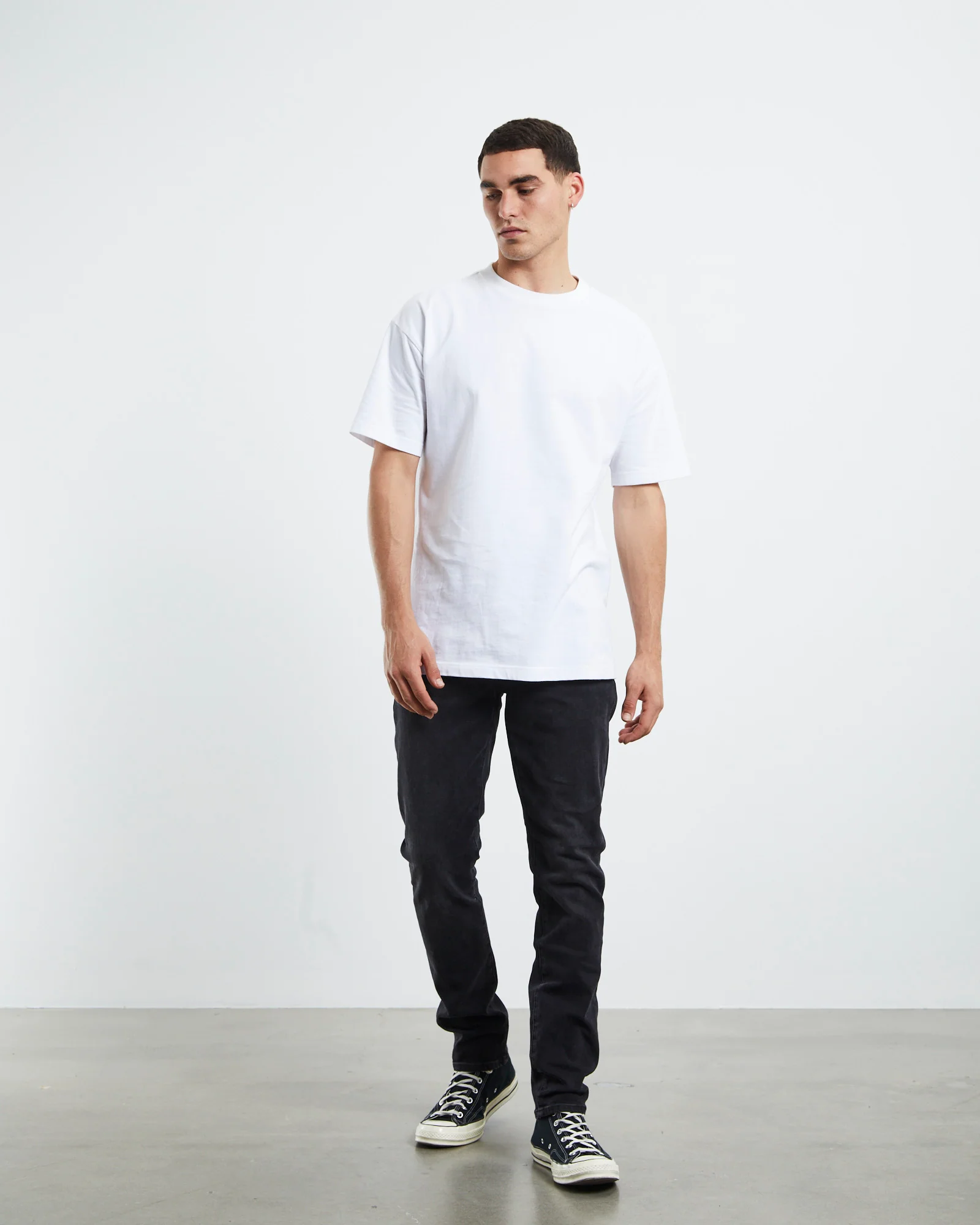 Ray Tapered Slim Denim Jeans - Image 3