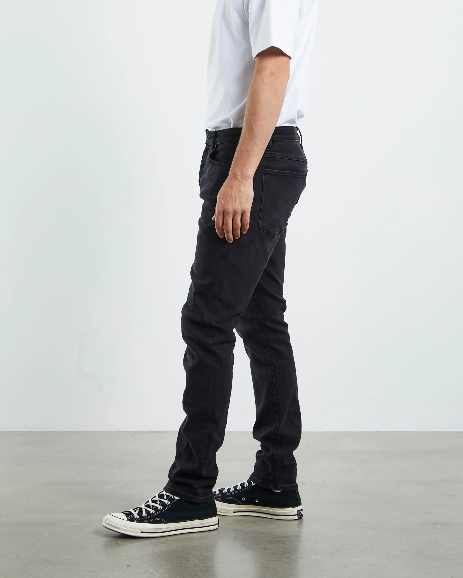 Ray Tapered Slim Denim Jeans - Image 4