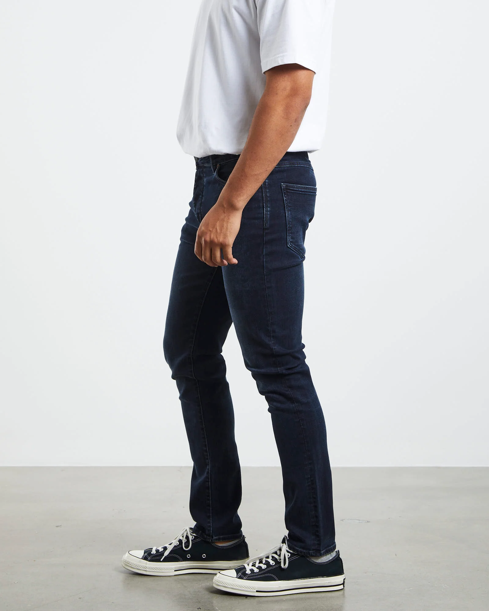 Ray Tapered Slim Denim Jeans - Image 4