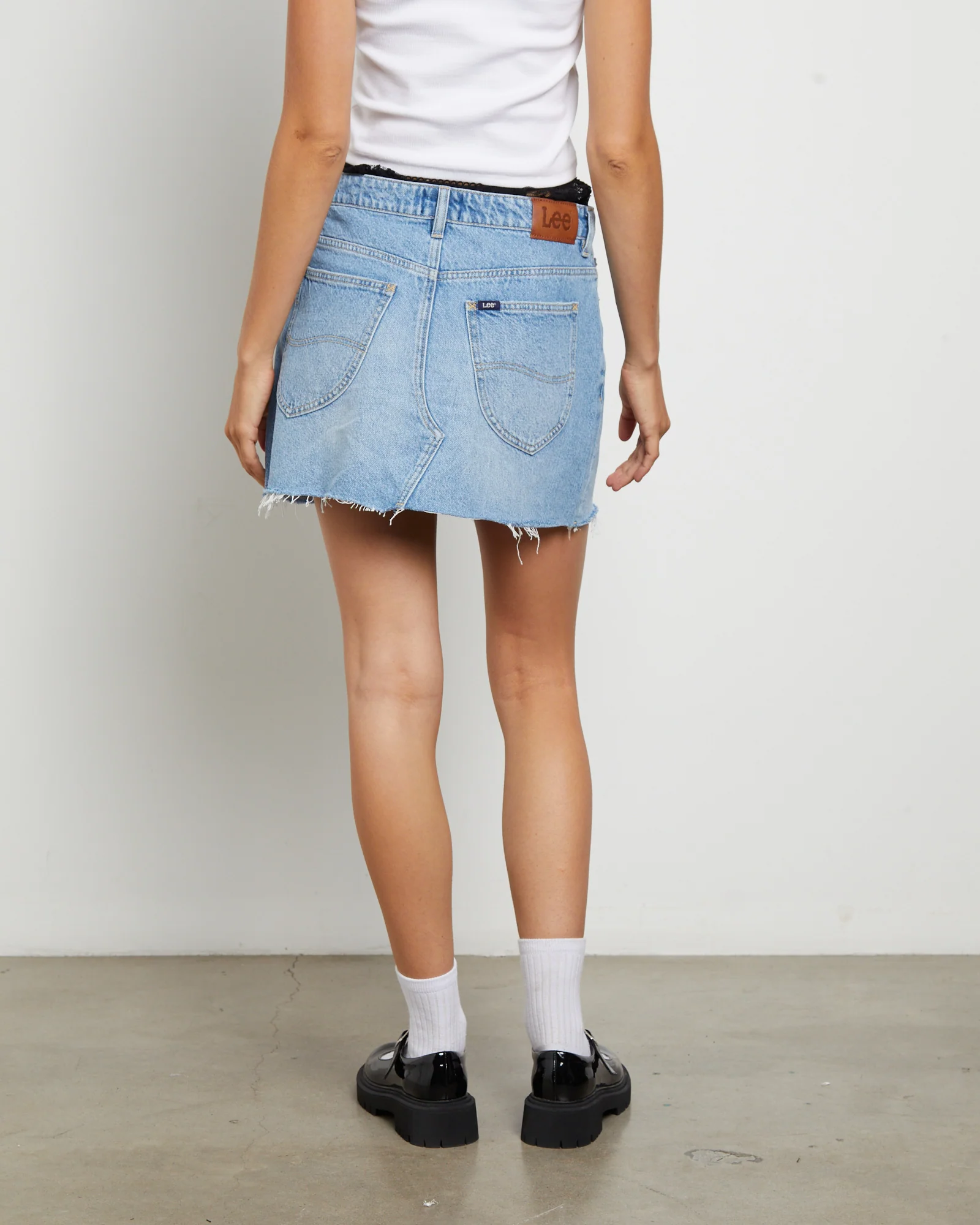 Relaxed Mini Denim Skirt in Soho Fade - Image 2
