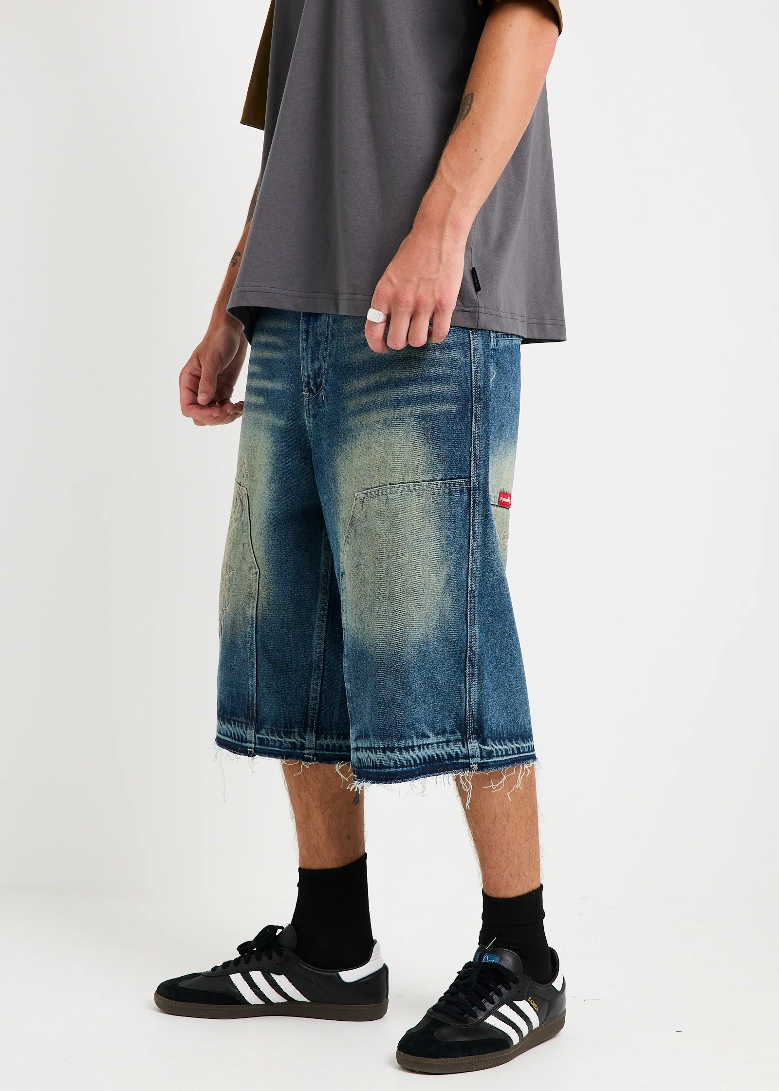 Reloop Carpenter Denim Jort - Image 4