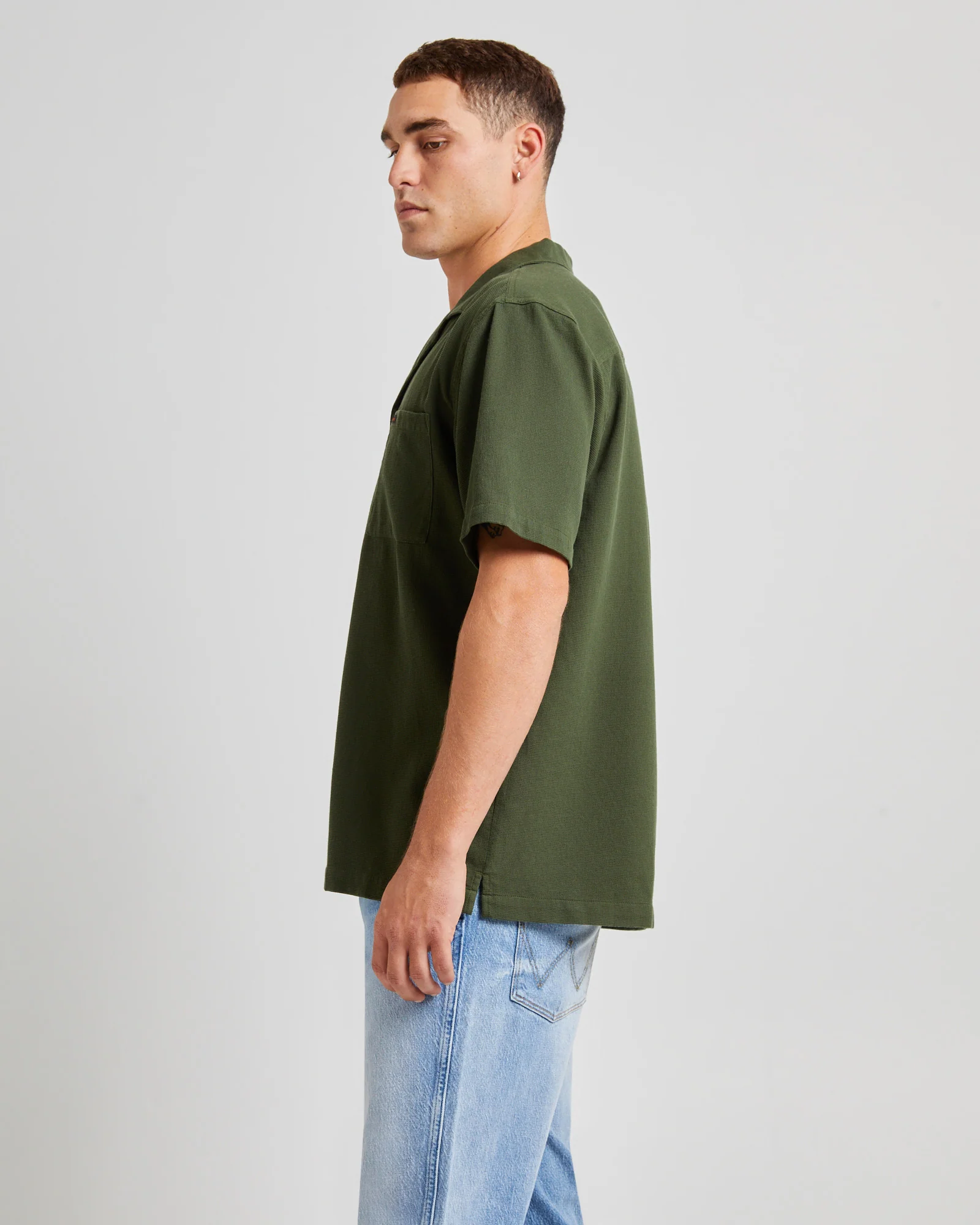 Resort Waffle Shirt Forest Green - Image 4