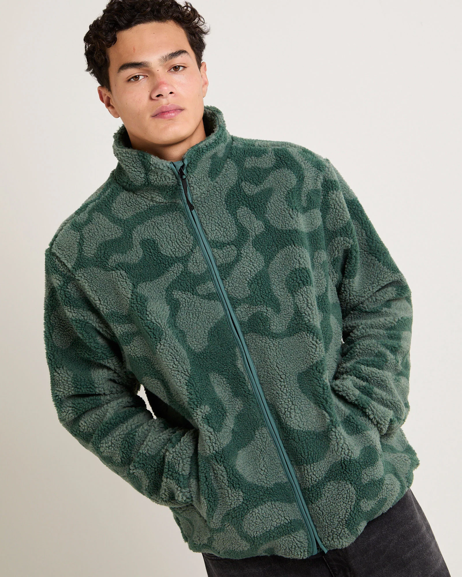Revival Fleece - Image 5
