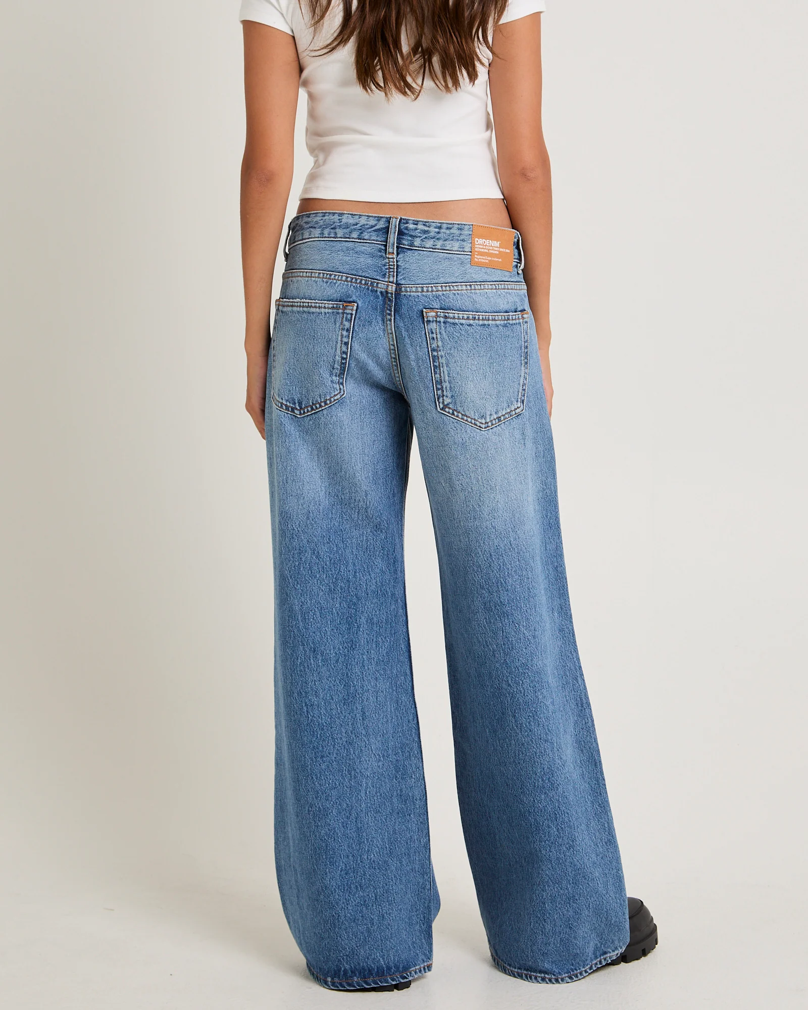 Rhue Wide Denim Jeans - Image 2