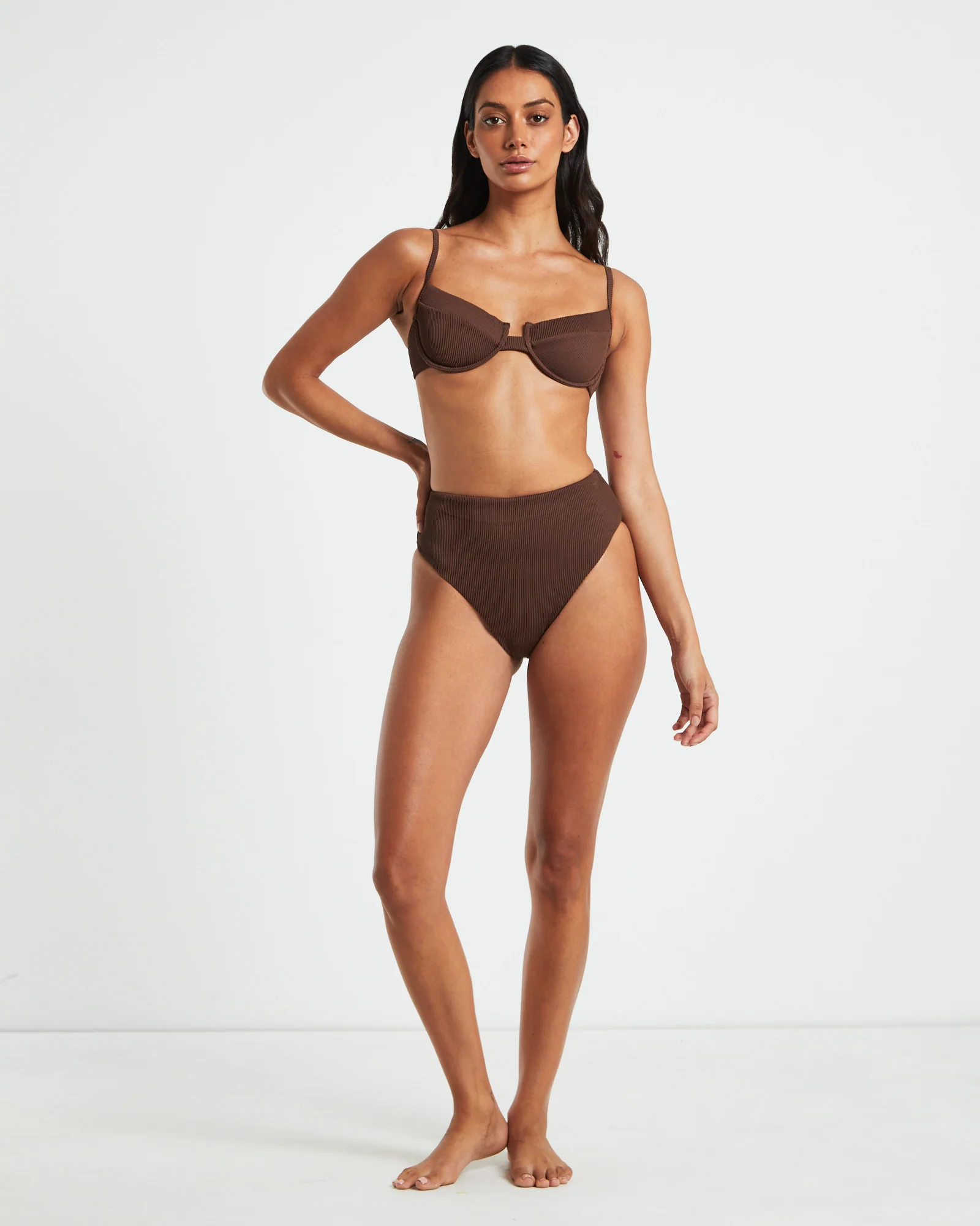 Rib Cut Out Underwire Bikini Top Bikini Top - Image 4