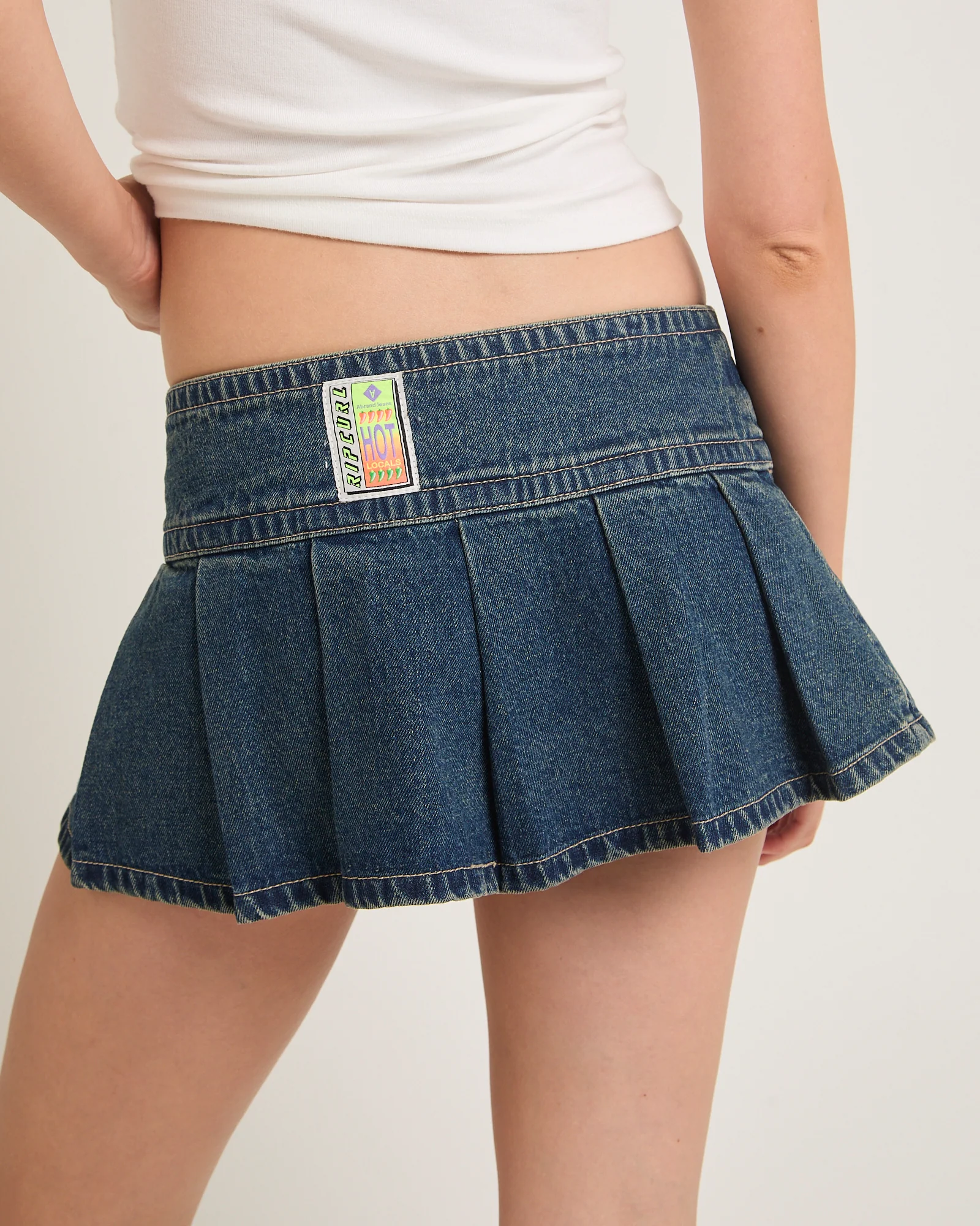 Rip Curl 99 Low Pleated Skirt Zola - Image 5