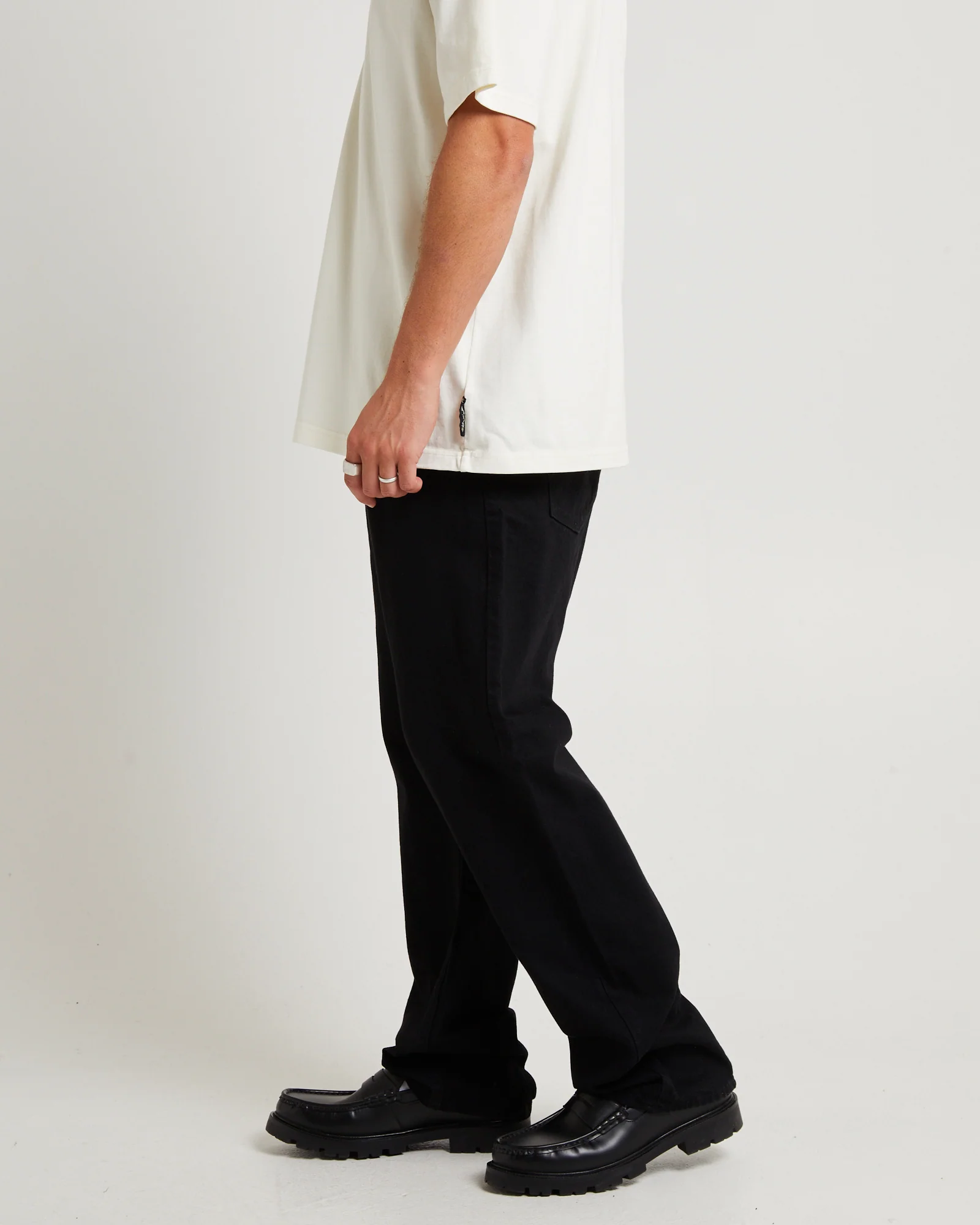 River Relaxed Denim Jeans - Image 3