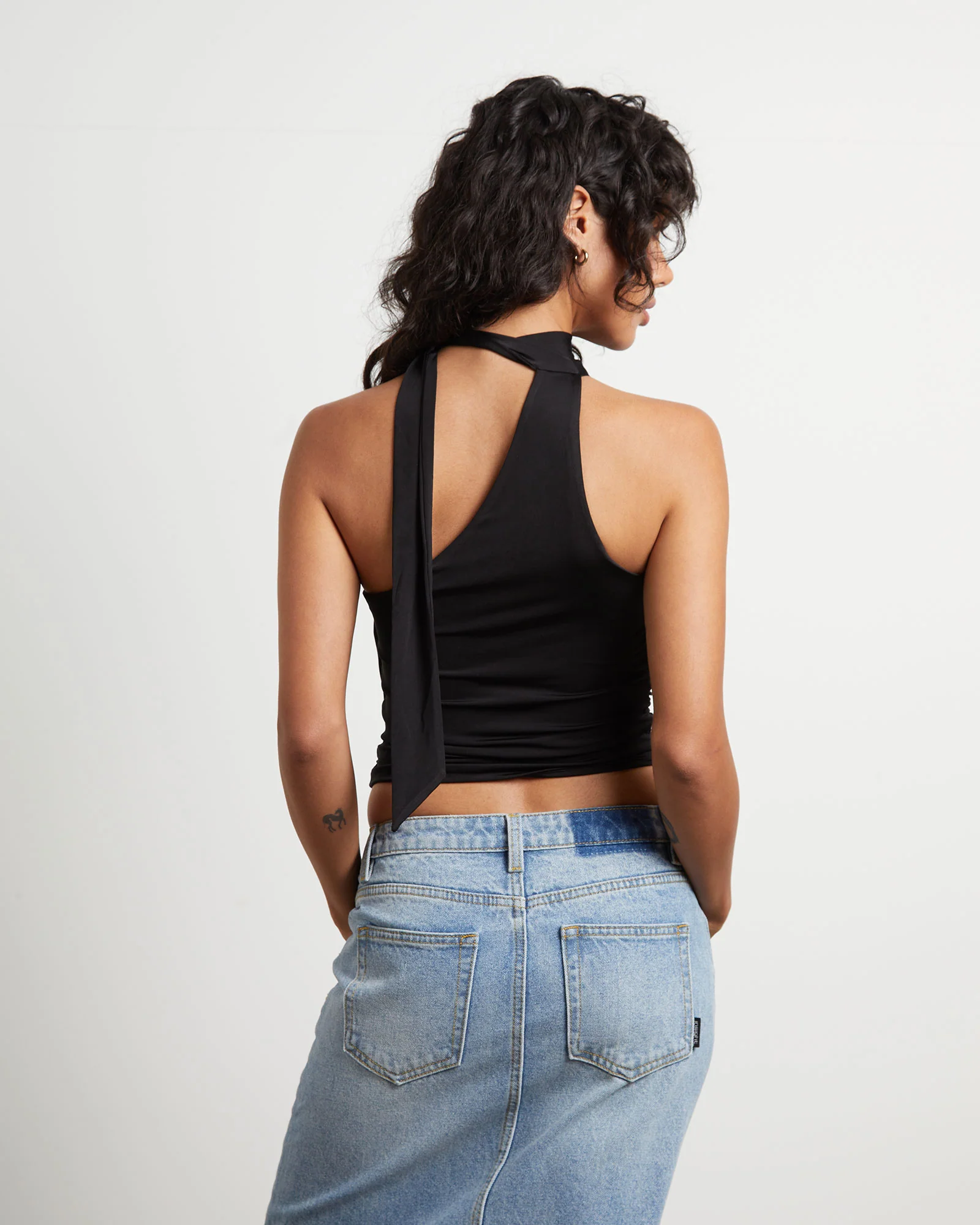 Rowan Slinky Chocker Top in Black - Image 2