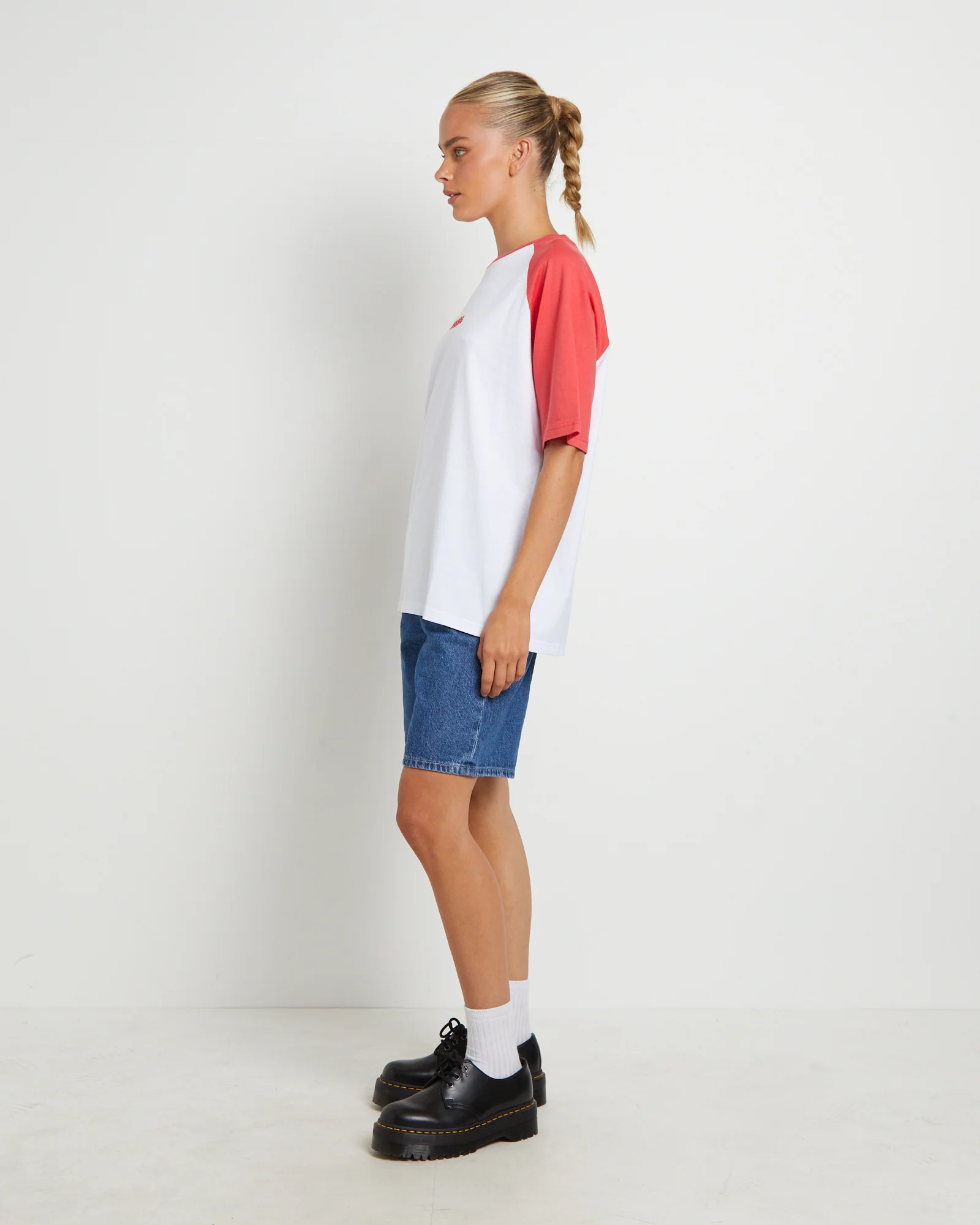 Ryan Recycled Oversized Raglan T-Shirt in Hibiscus - Image 4