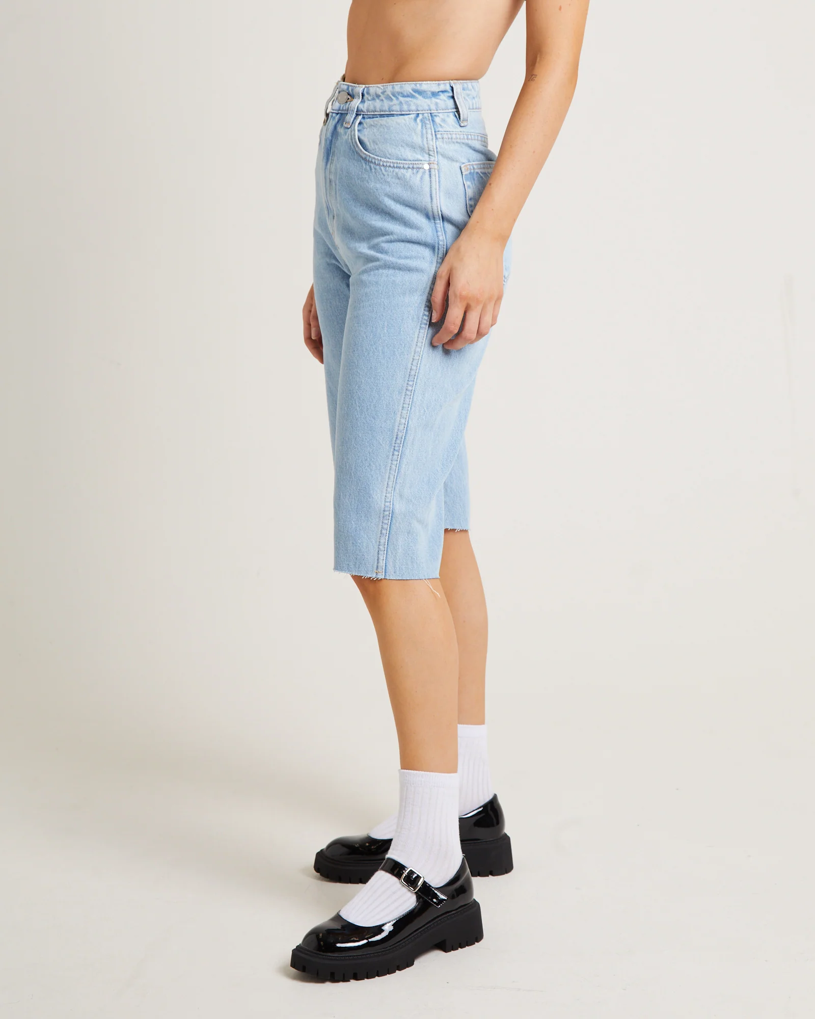 Sade Denim Jorts in Light Vintage - Image 4