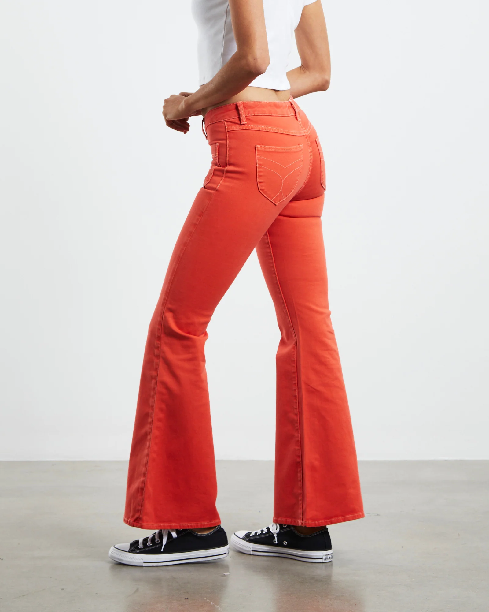 Sailor Low Flare Jeans Scarlet Coral - Image 3