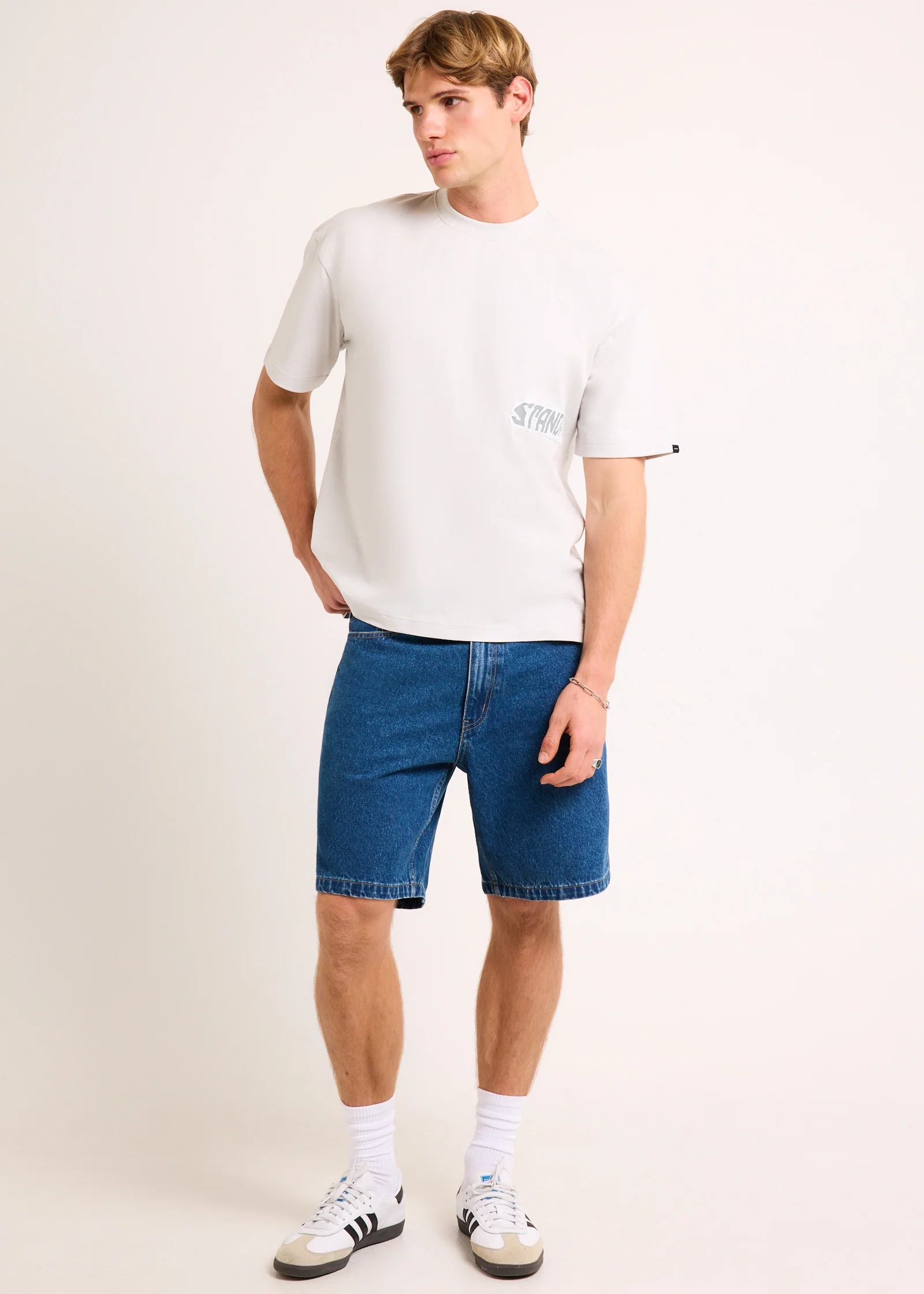 Salute T-Shirt - Image 3