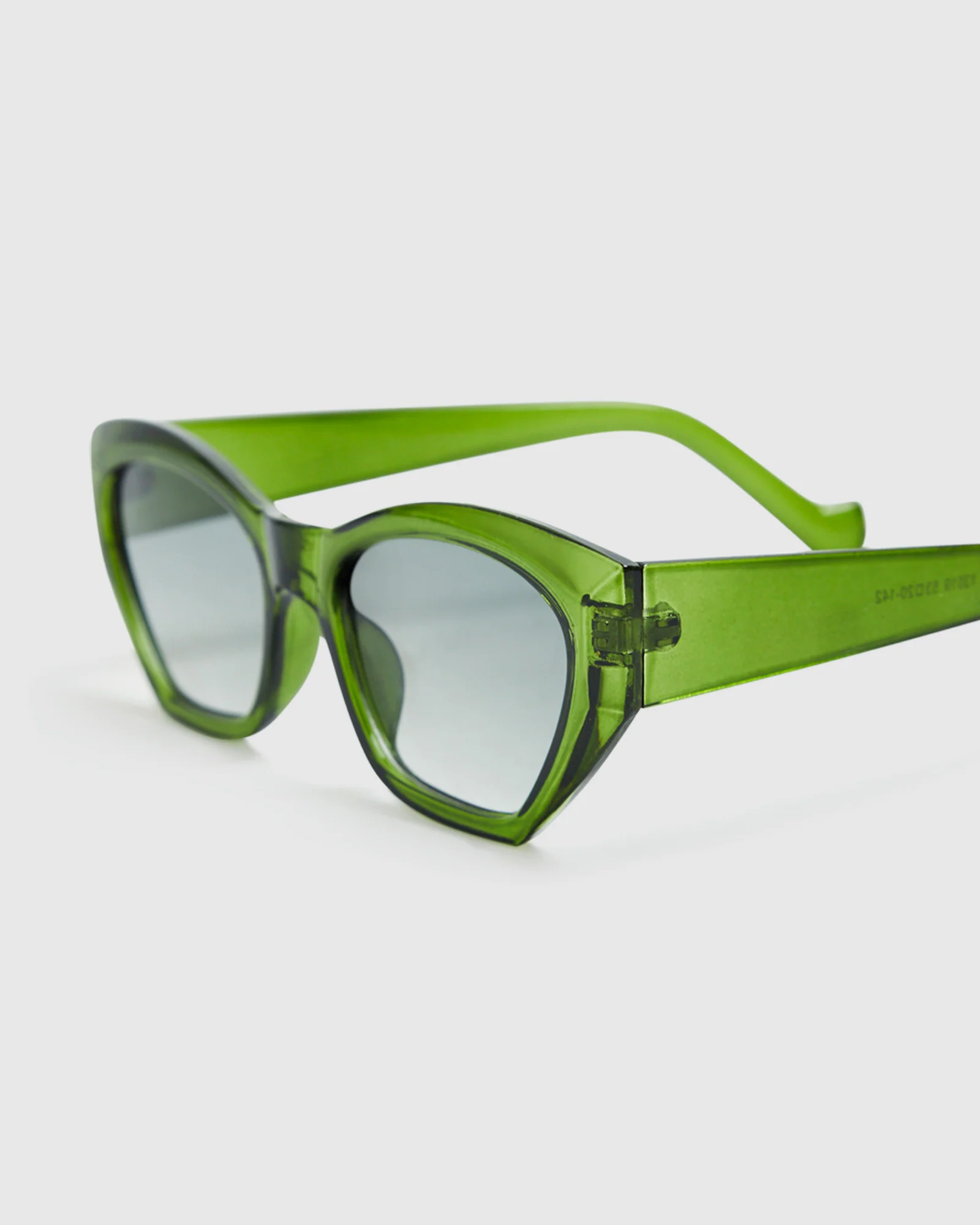 Sammy Sunglasses Green - Image 5