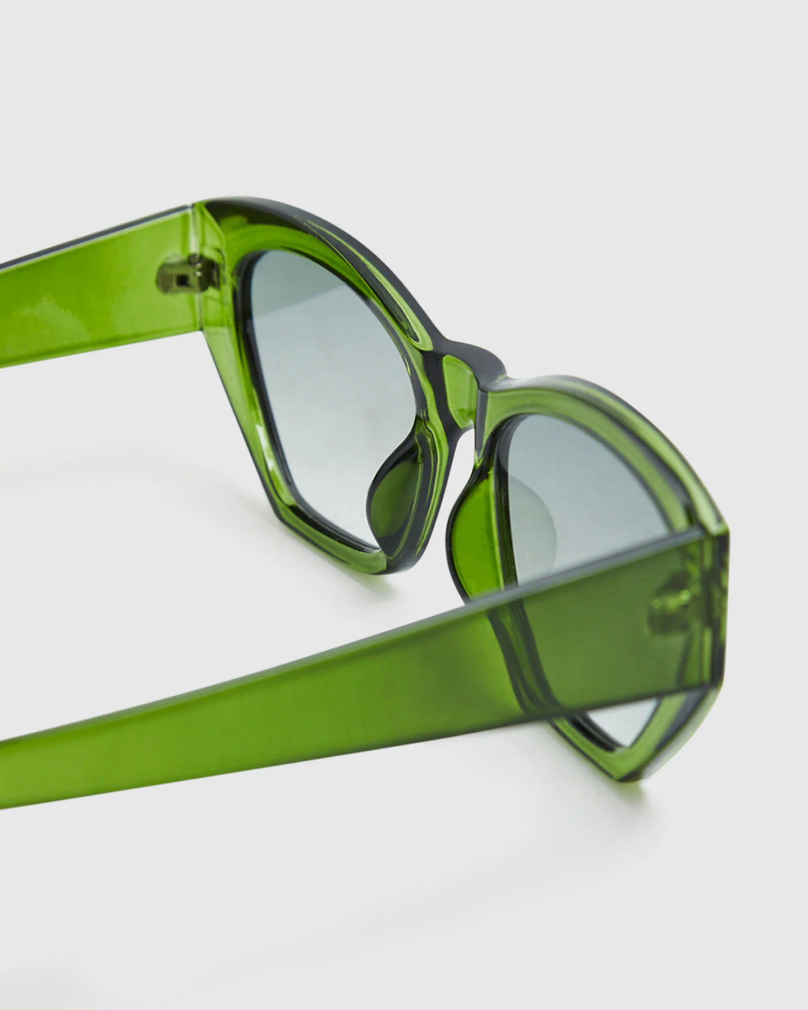 Sammy Sunglasses Green - Image 6