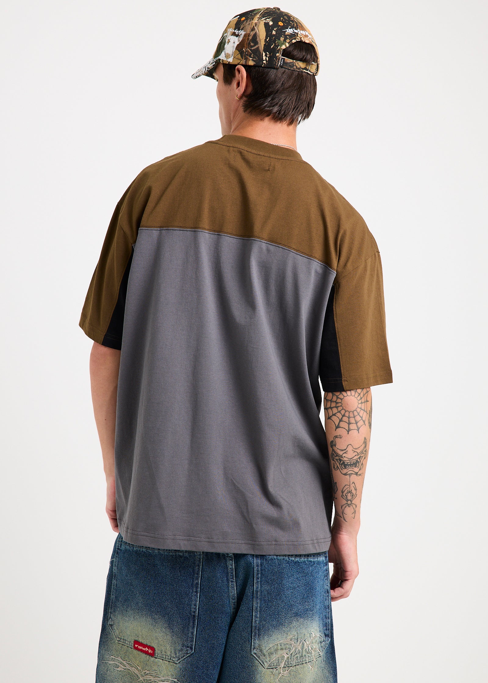 Saturn Y2K T-Shirt - Image 2