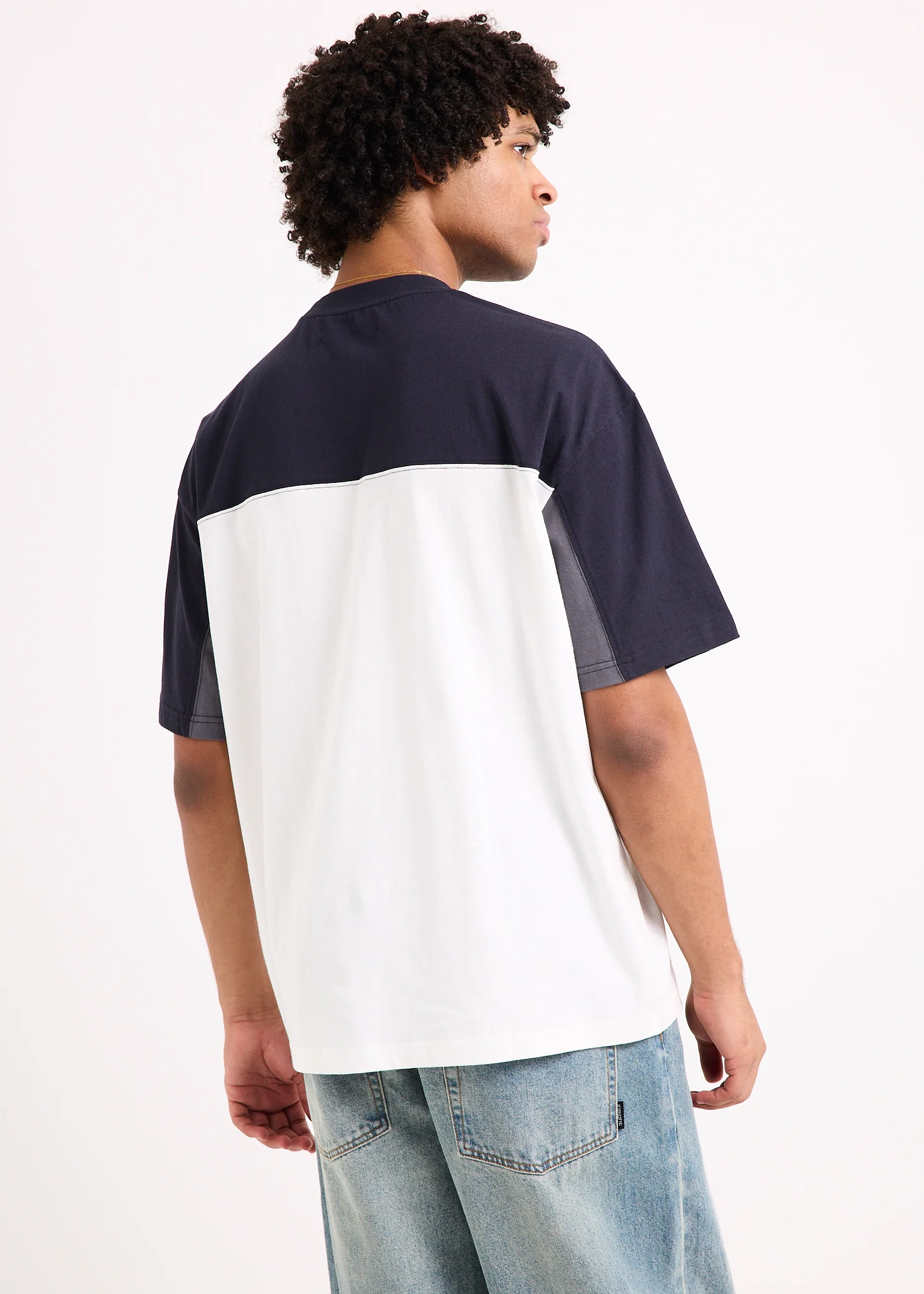 Saturn Y2K T-Shirt - Image 2