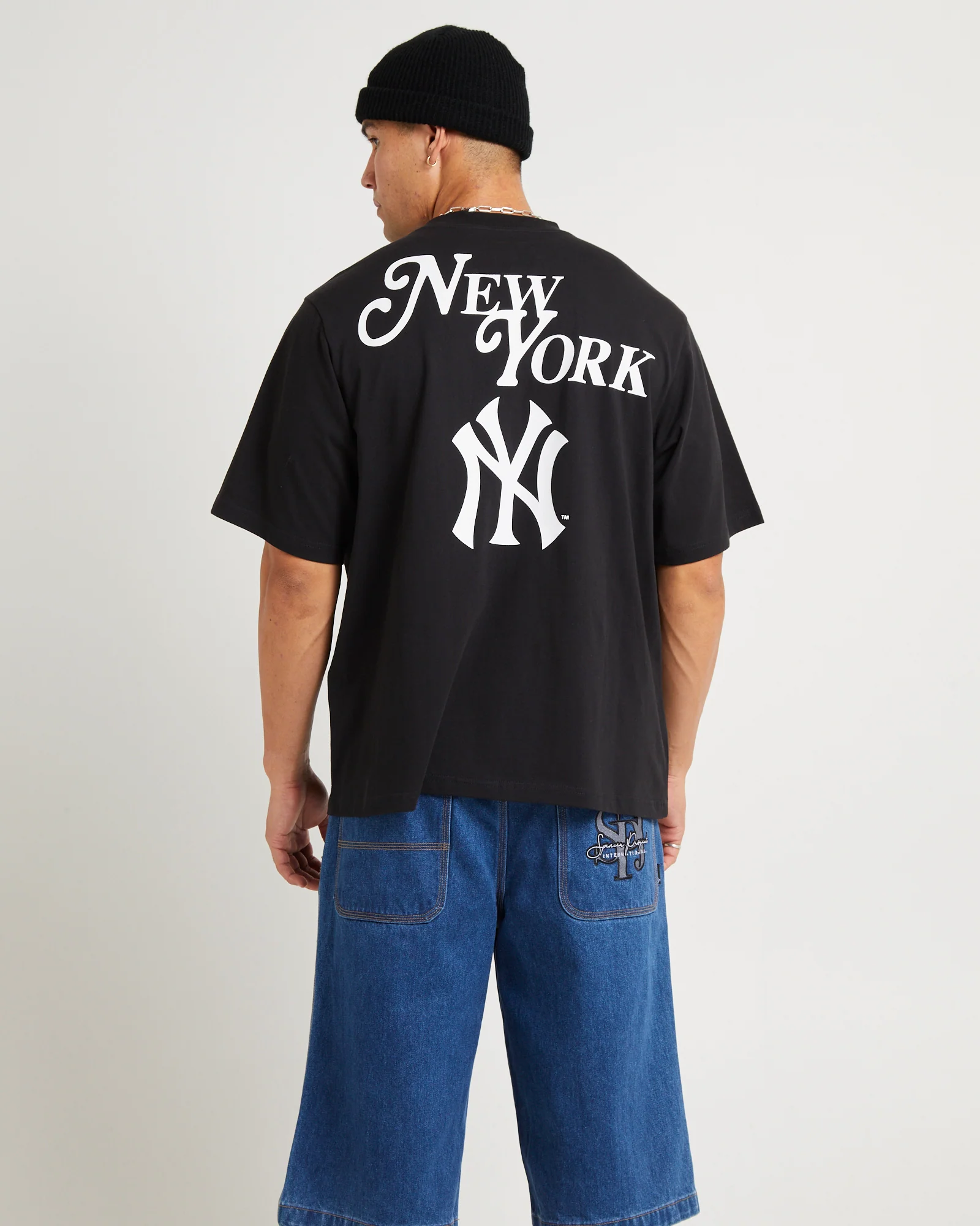Script Heavyweight T-Shirt - Image 5