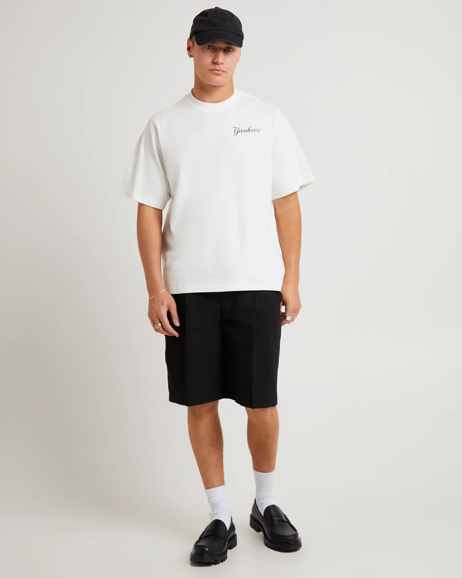 Script Heavyweight T-Shirt - Image 4
