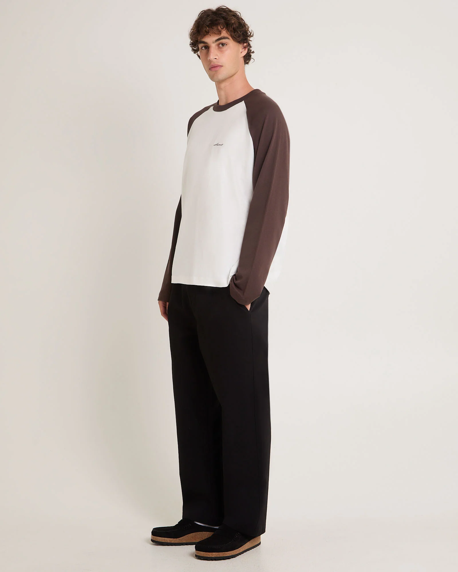Script Long Sleeve Raglan T-Shirt - Image 4