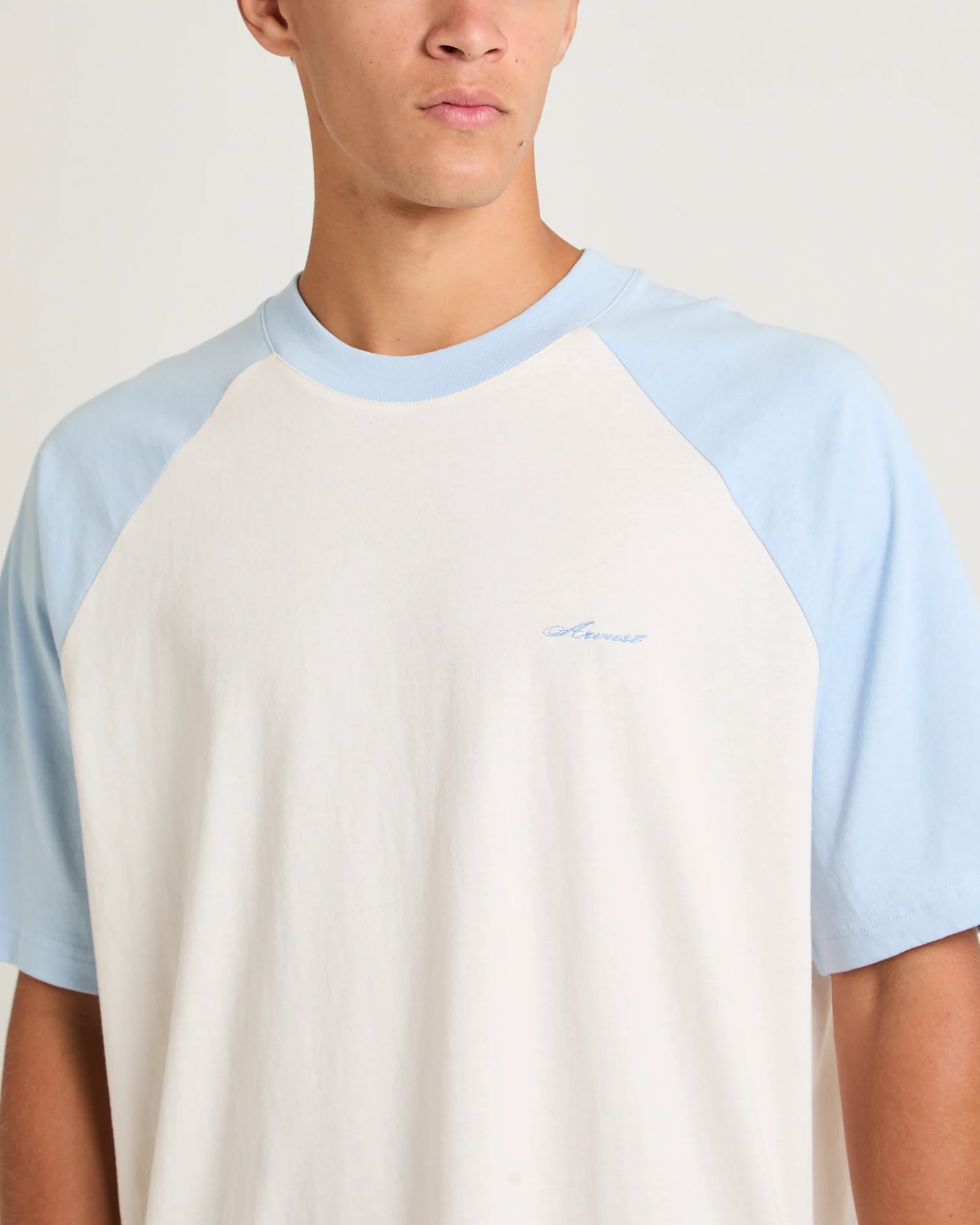 Script Raglan T-Shirt - Image 5