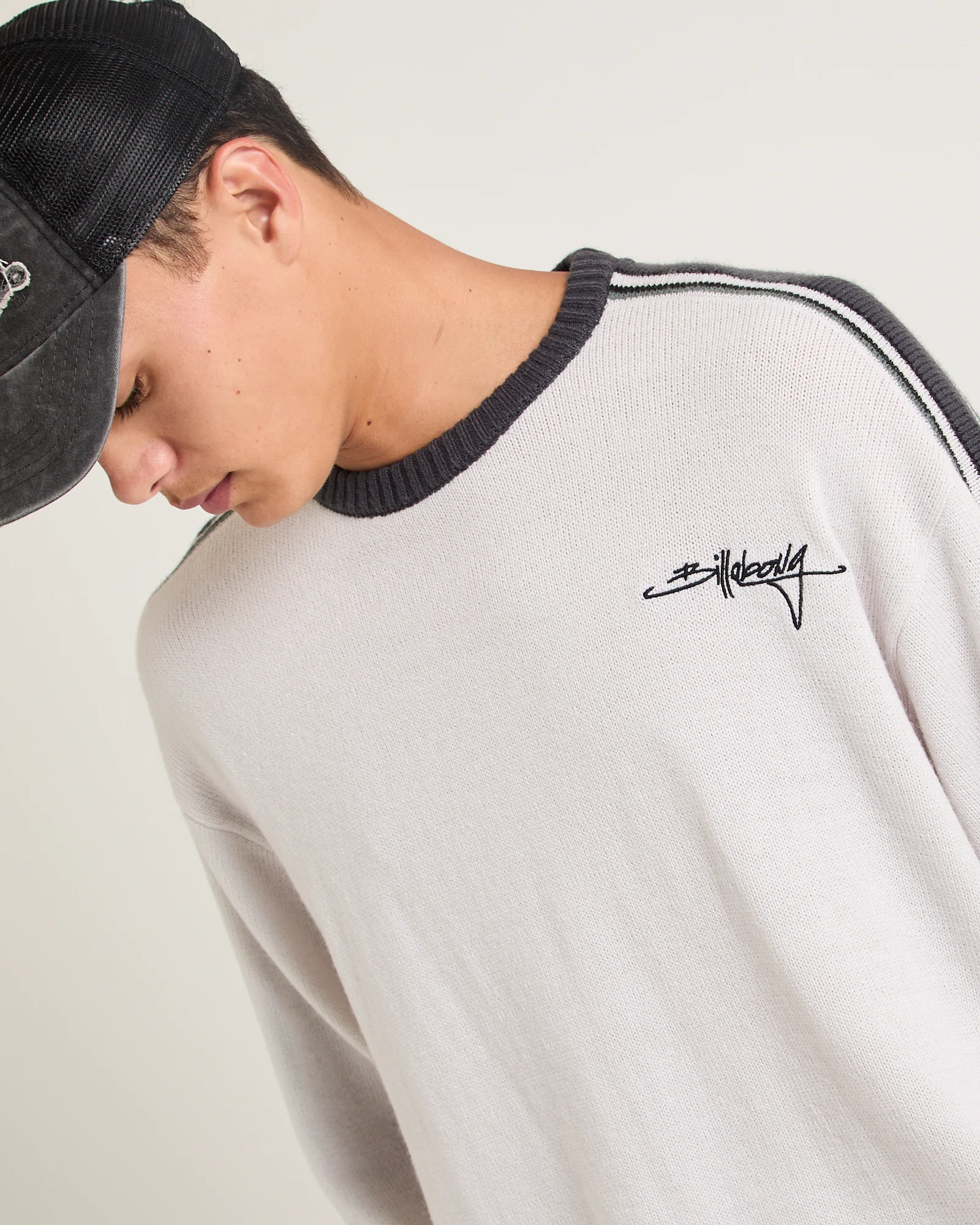Script Sweater - Image 5