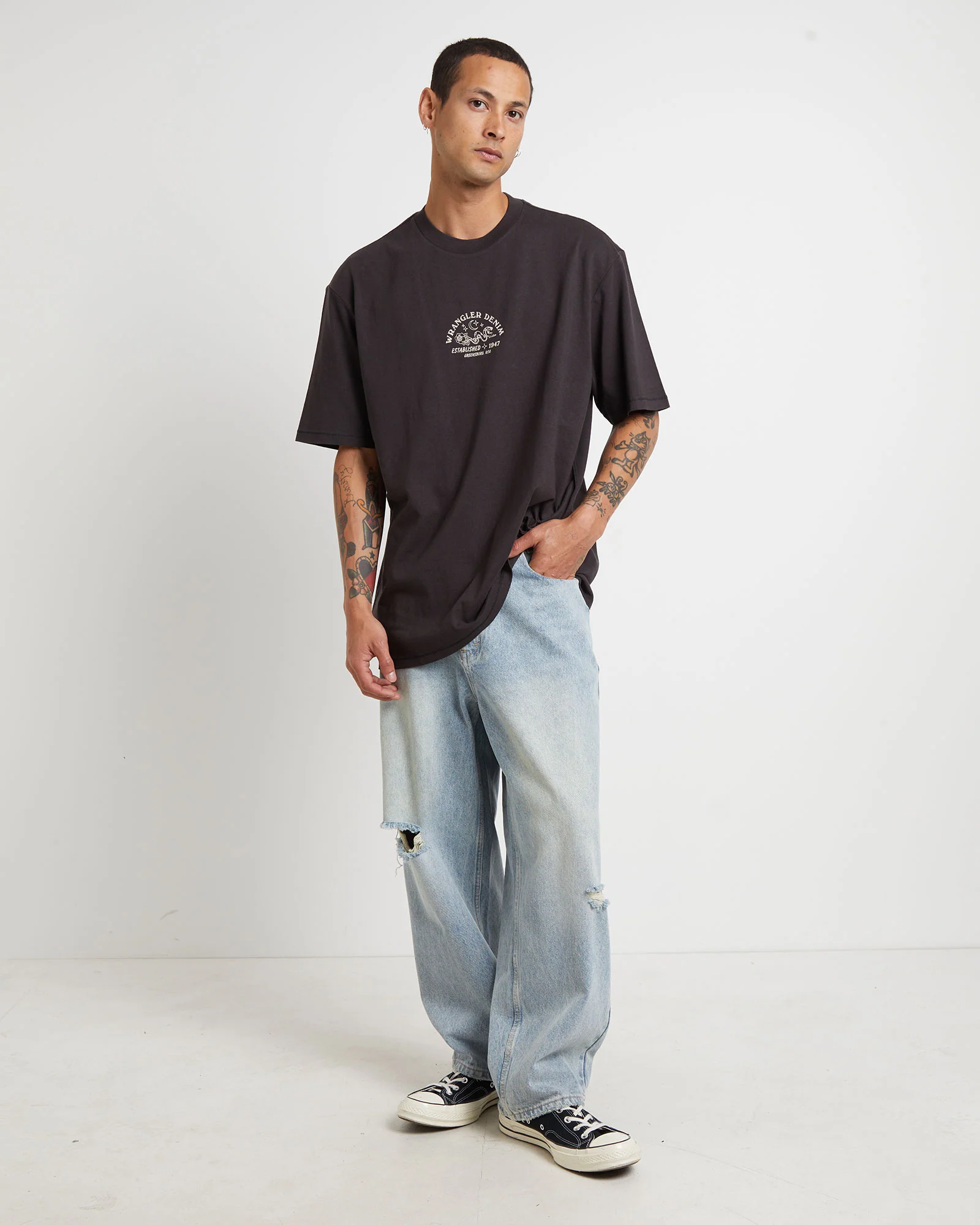 Serpent Stampslacker Short Sleeve T-Shirt in Worn Black - Image 3