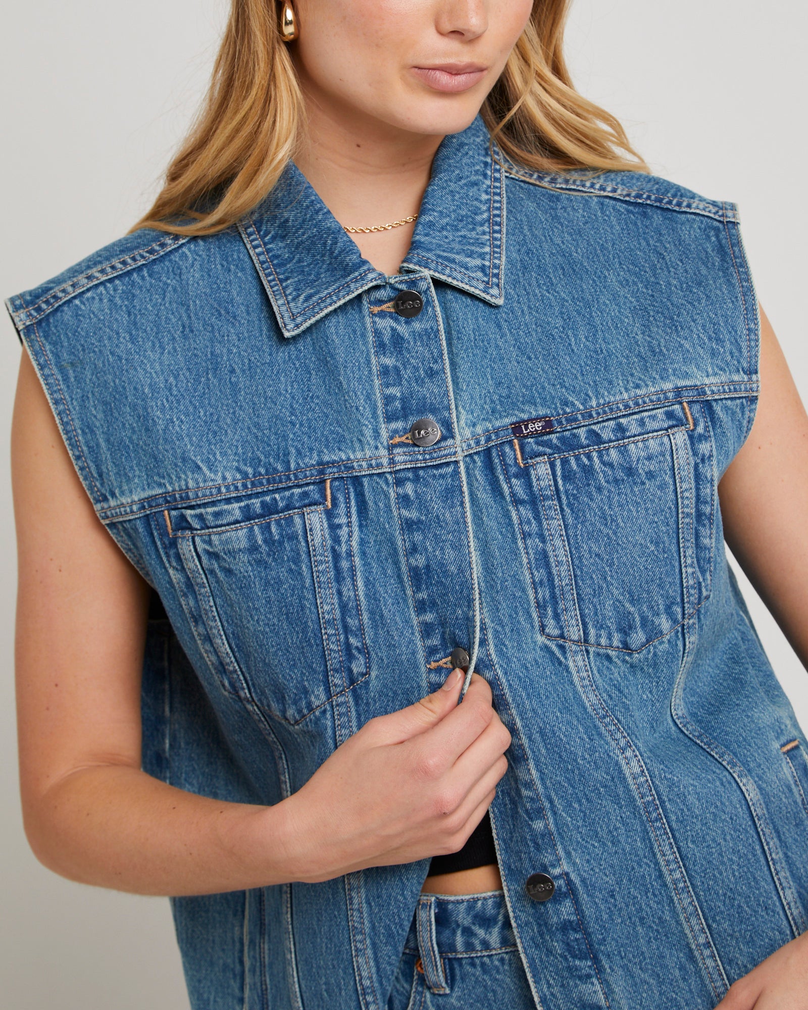 Signature Freya Oversized Denim Vest - Image 7