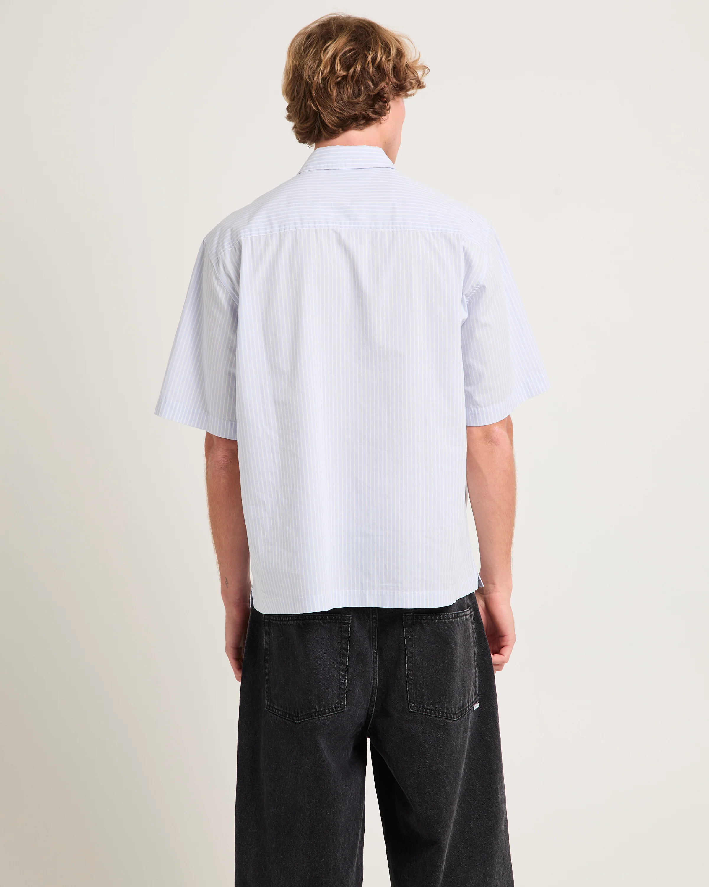 Skate Holiday Short Sleeve Shirt - Image 2