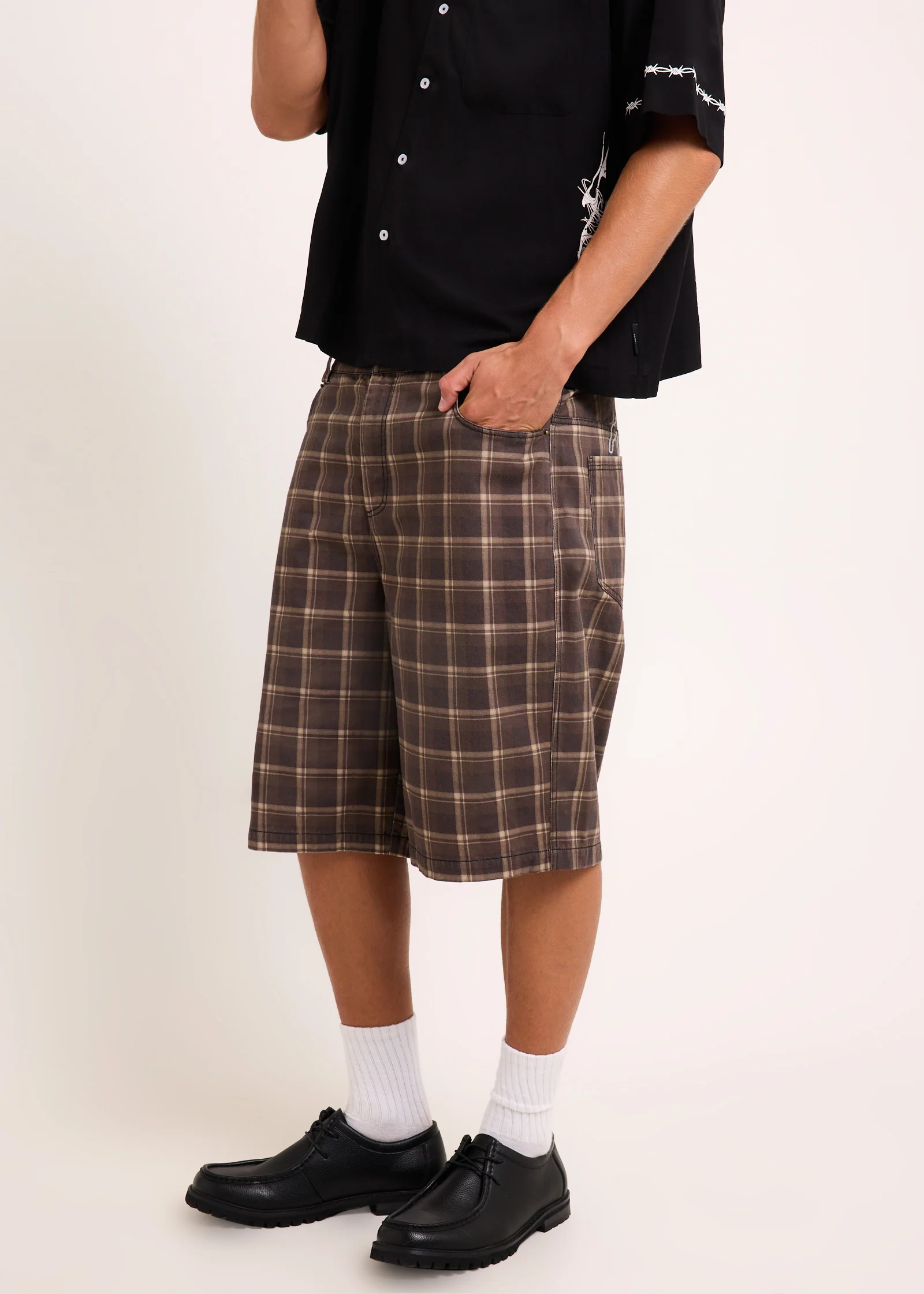 Slacker Check Shorts - Image 4
