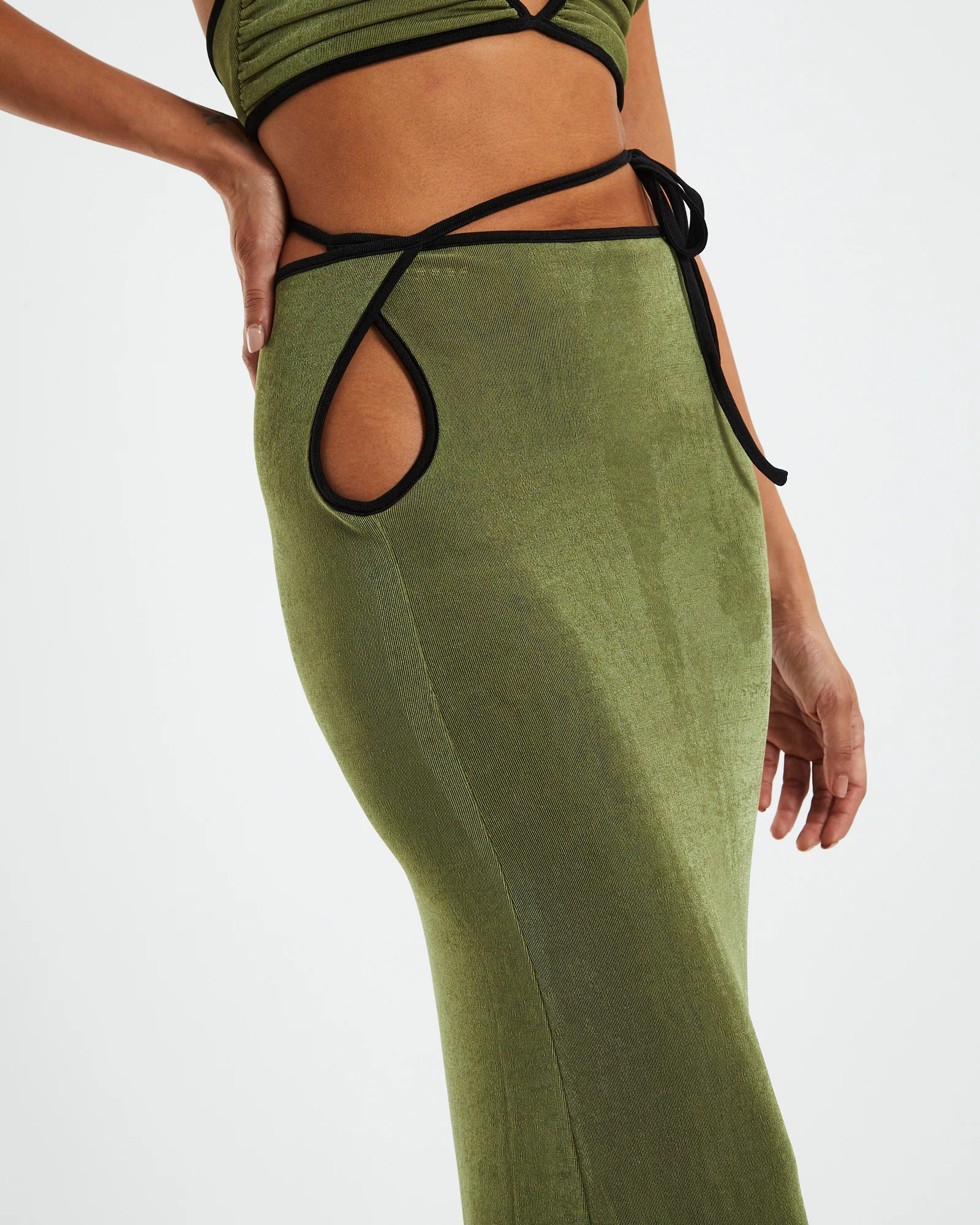 Slinky Keyhole Maxi Skirt Green - Image 5