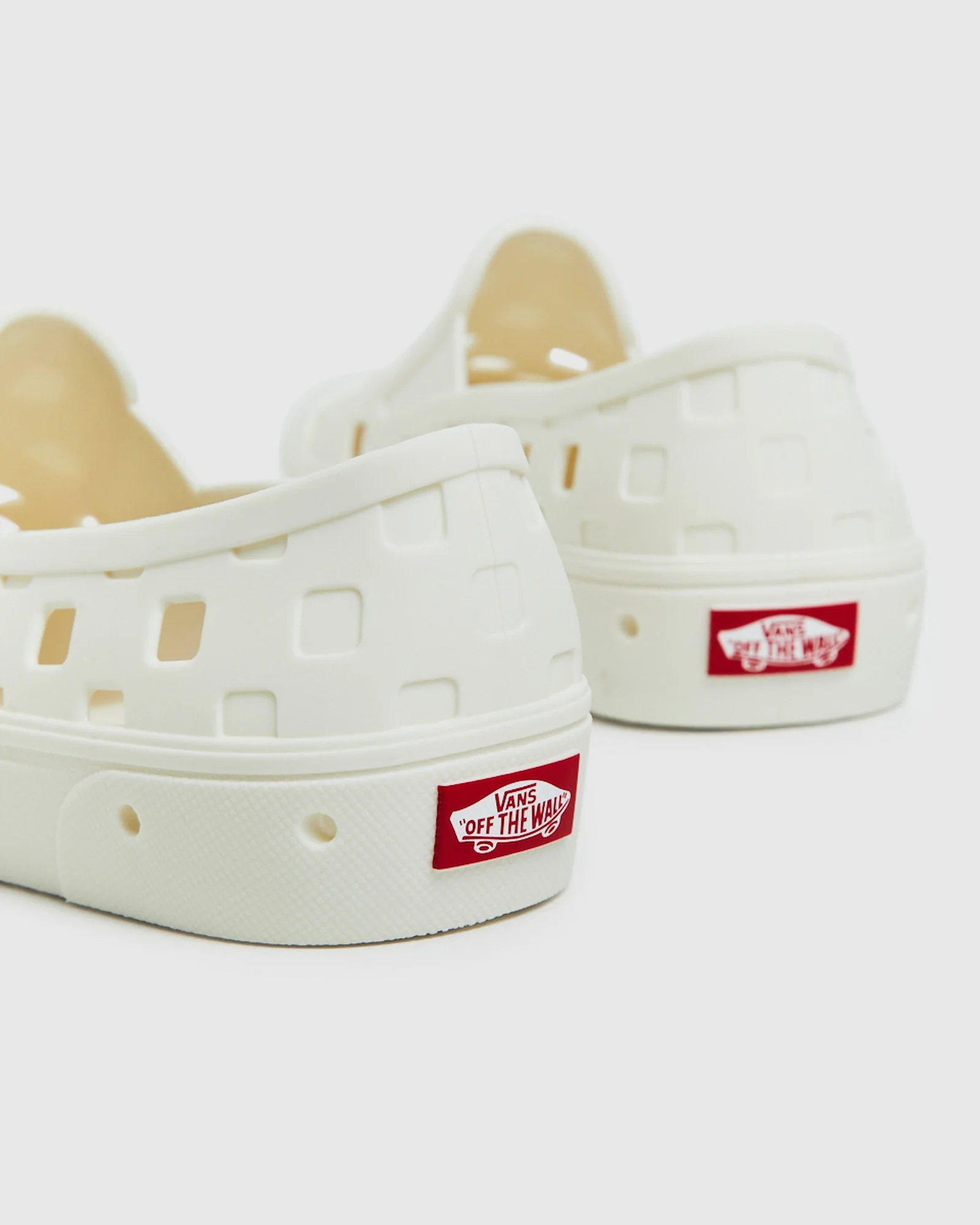 Slip-On Trek Sandals Marshmallow White - Image 6