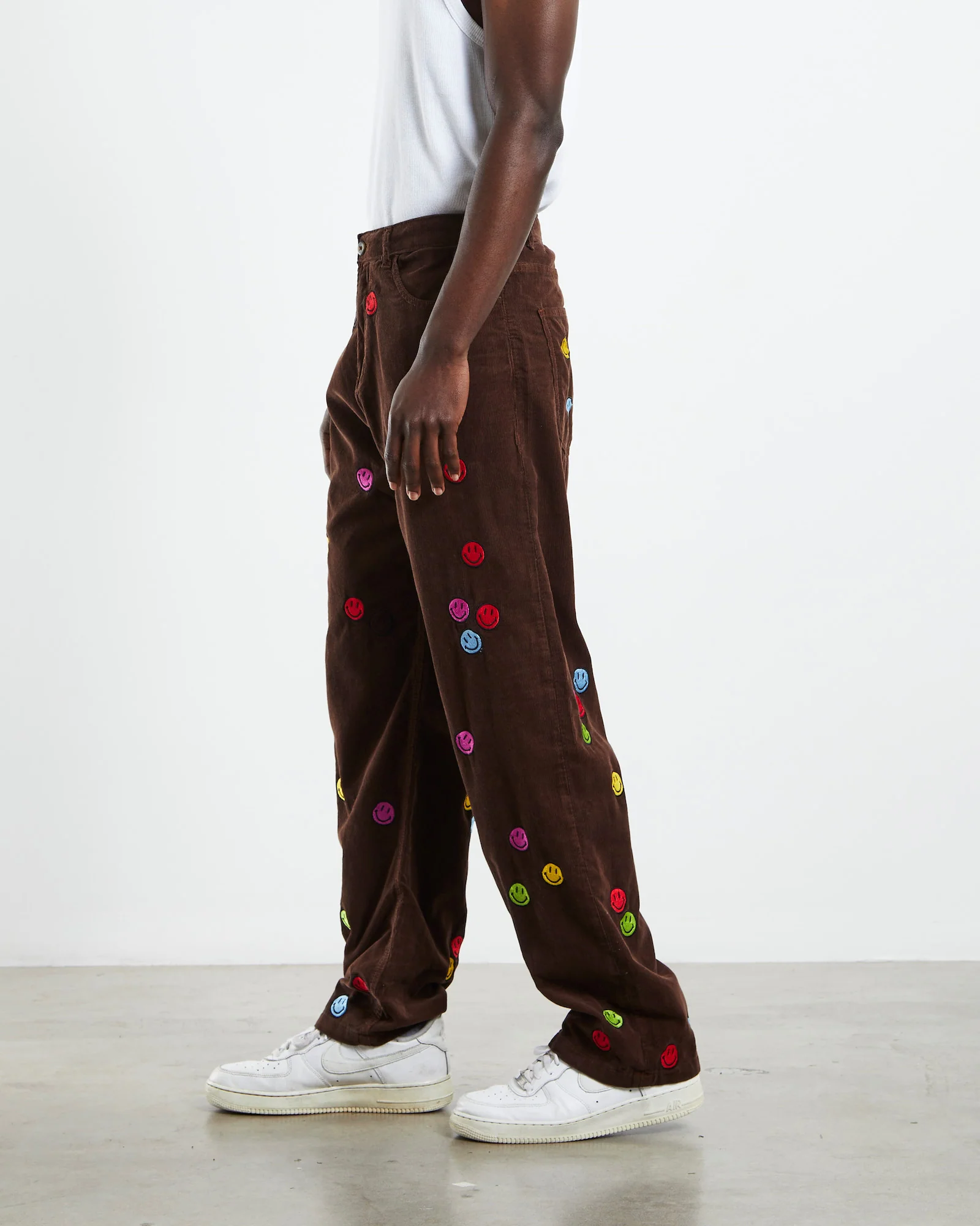Smiley Contemporary Art Market Pants Brown - Image 4