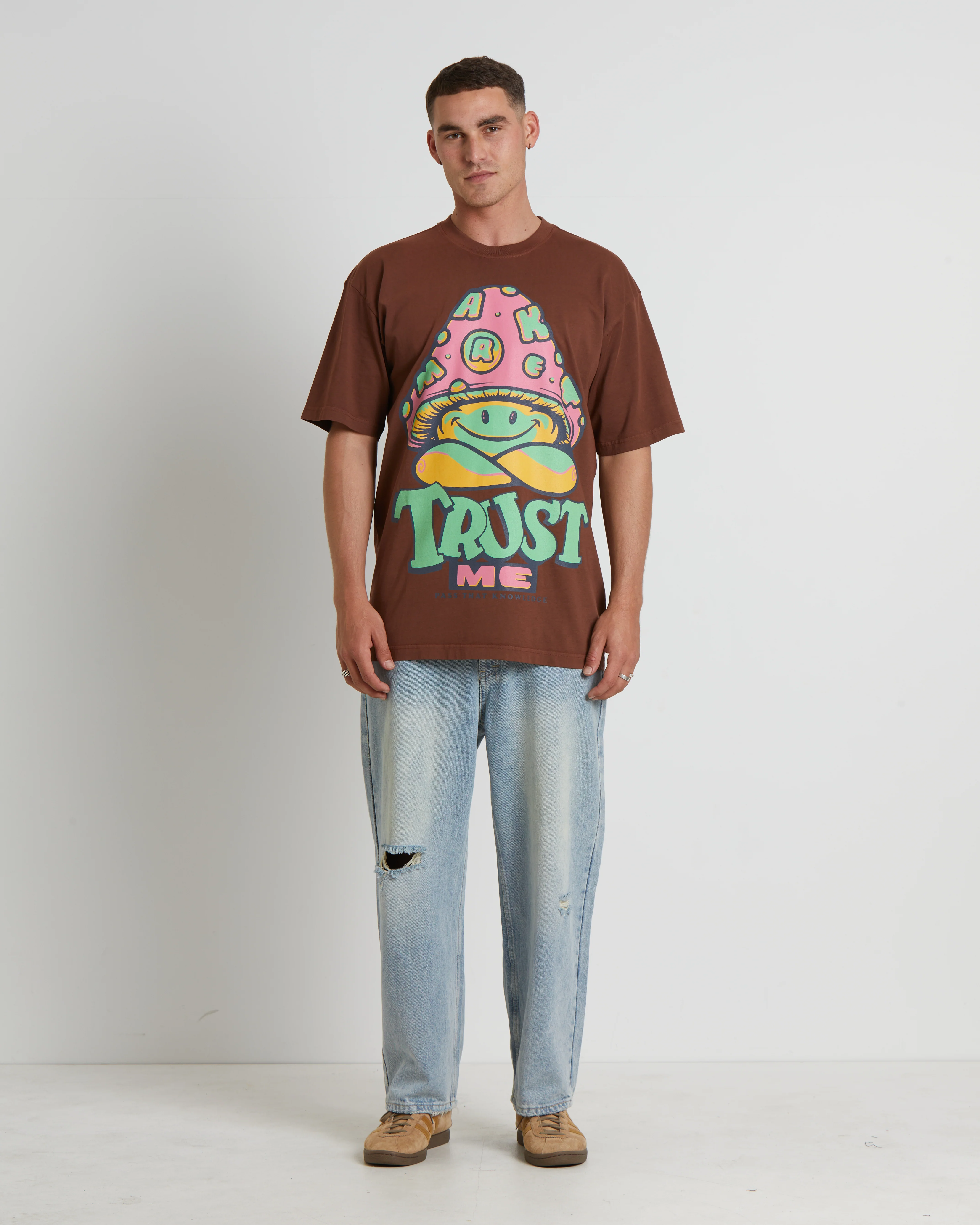 Smiley Guide T-Shirt in Acron - Image 3