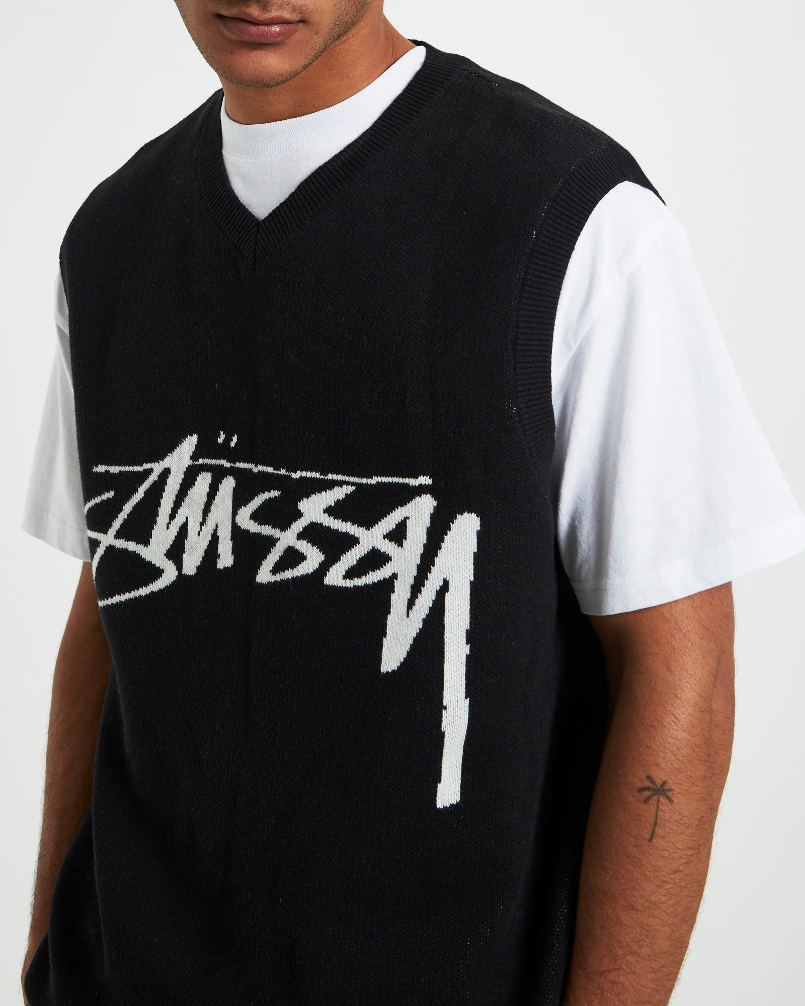 Smooth Stock Knit Vest Black - Image 6