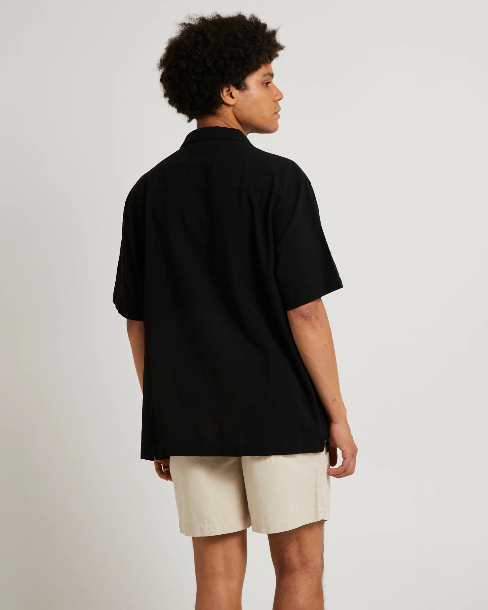 Soren Short Sleeve Resort Shirt - Image 2