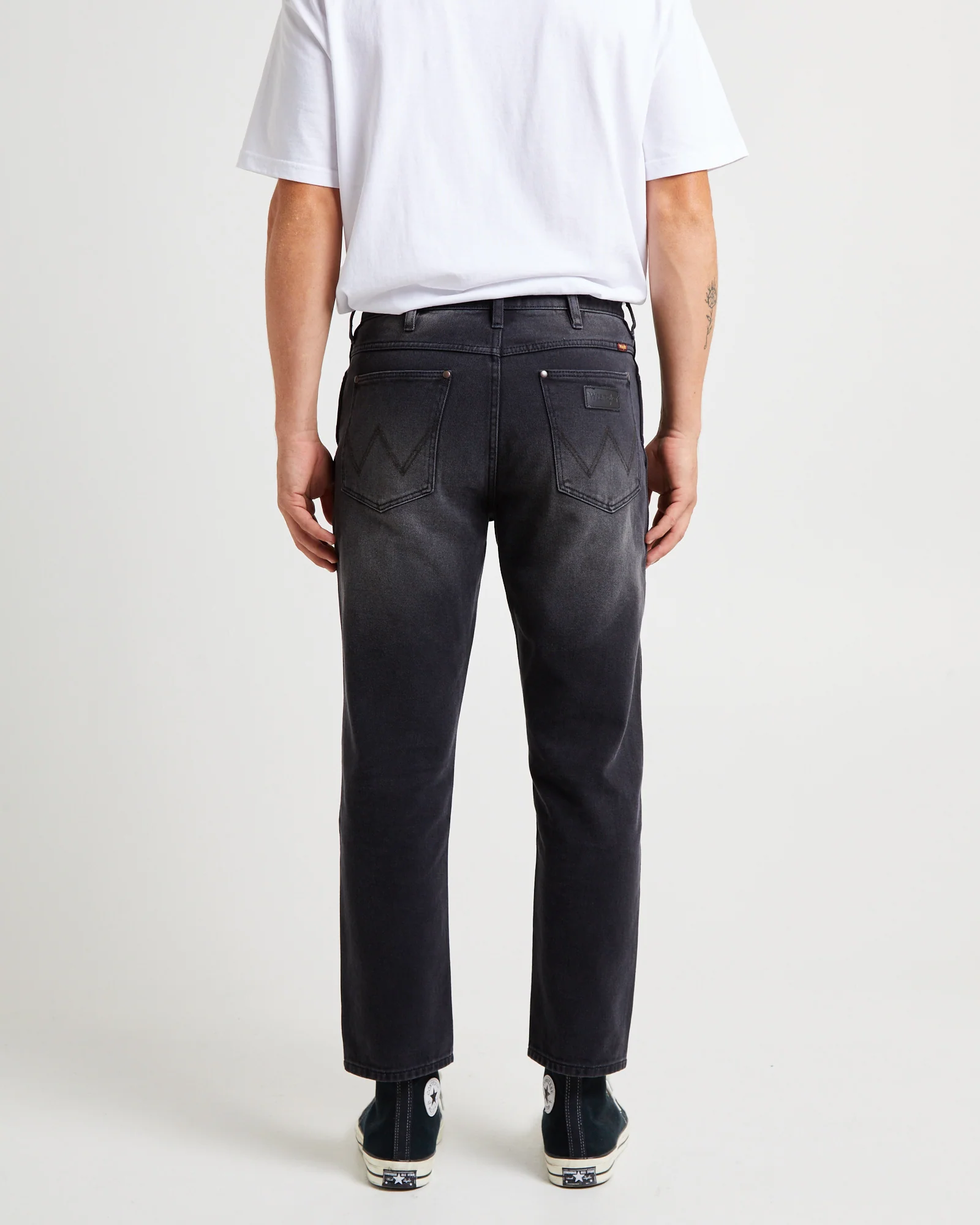 Spencer Relaxed Tapered Denim Jeans Casanova Blk - Image 2