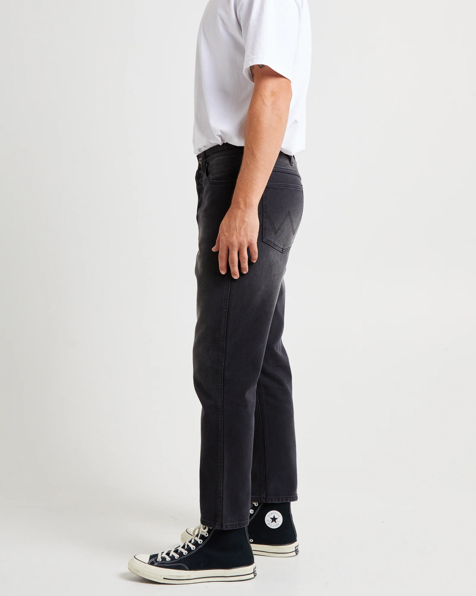 Spencer Relaxed Tapered Denim Jeans Casanova Blk - Image 5