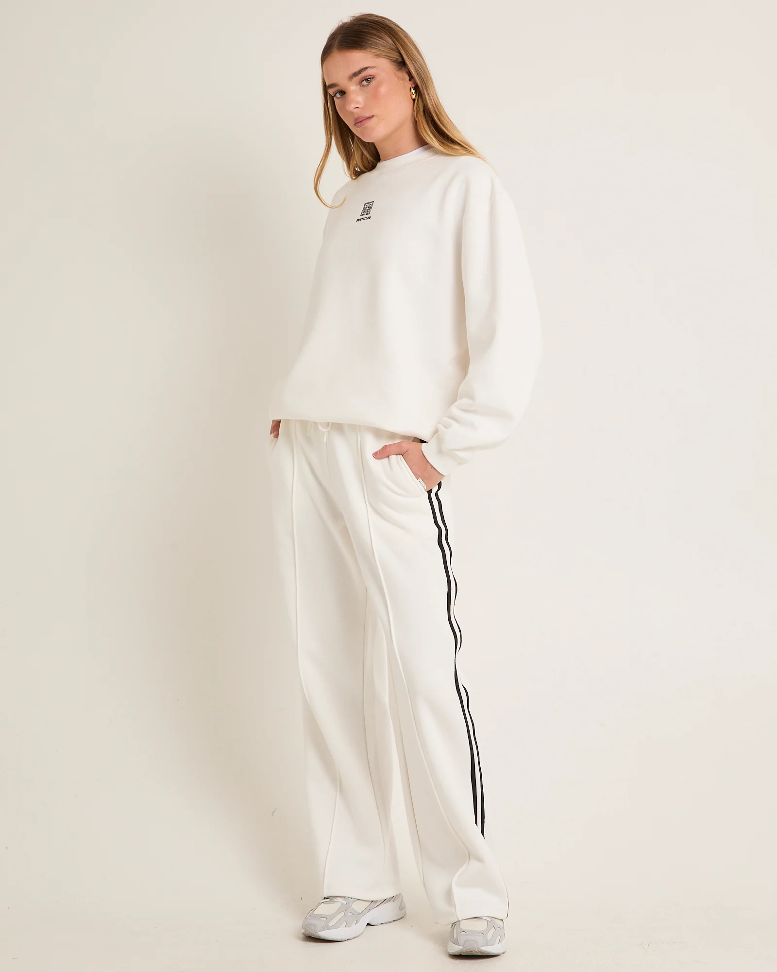 Spiros Oversized Crew Jumper - Image 4