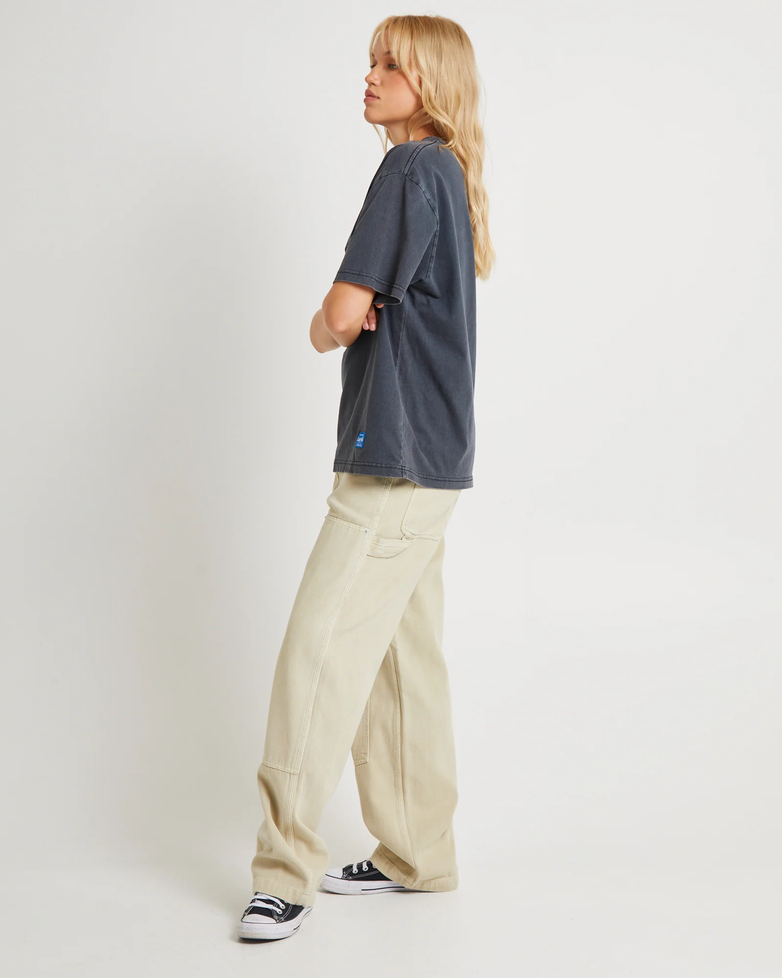 Standard T-Shirt Used Black - Image 4