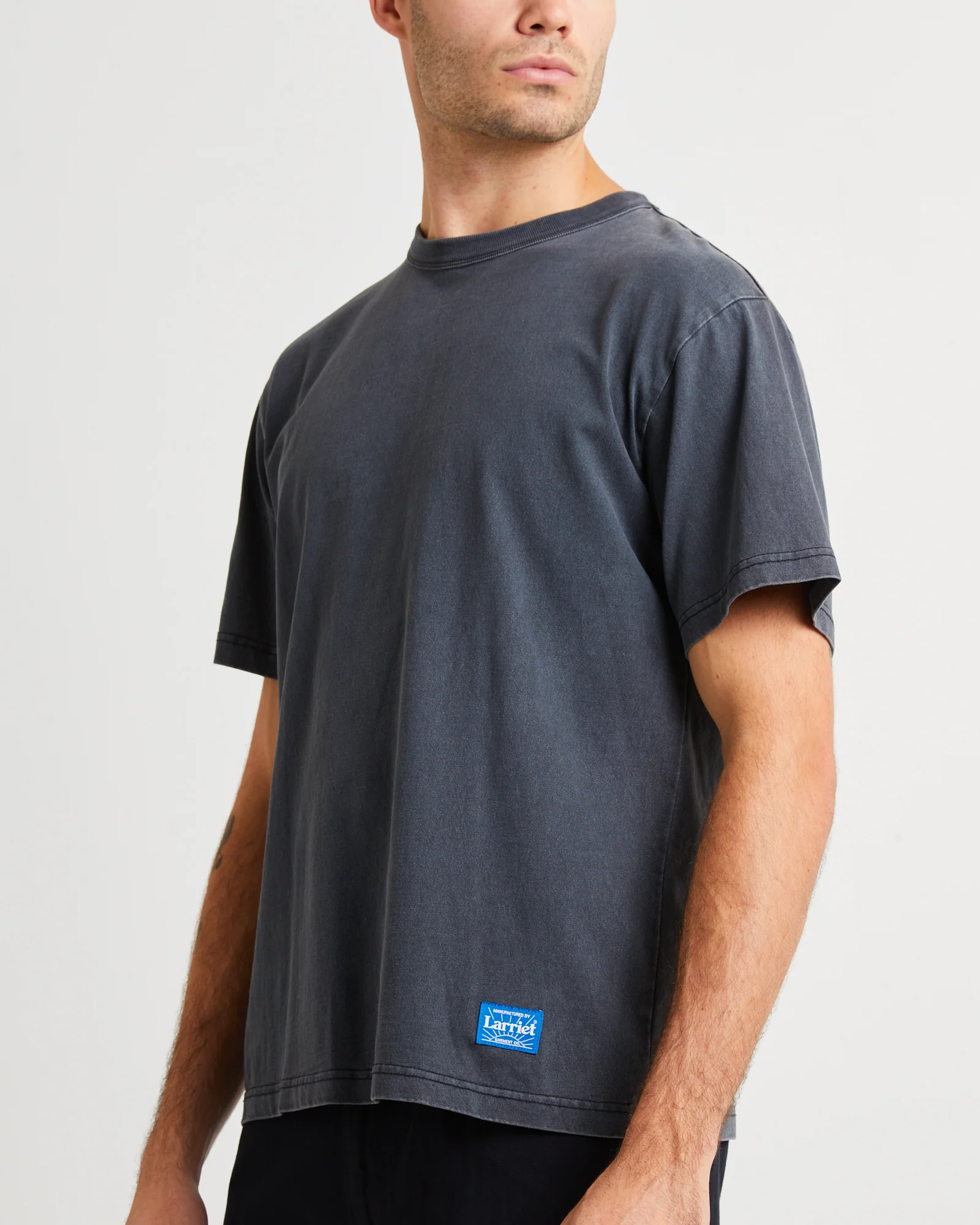 Standard T-Shirt Used Black - Image 5
