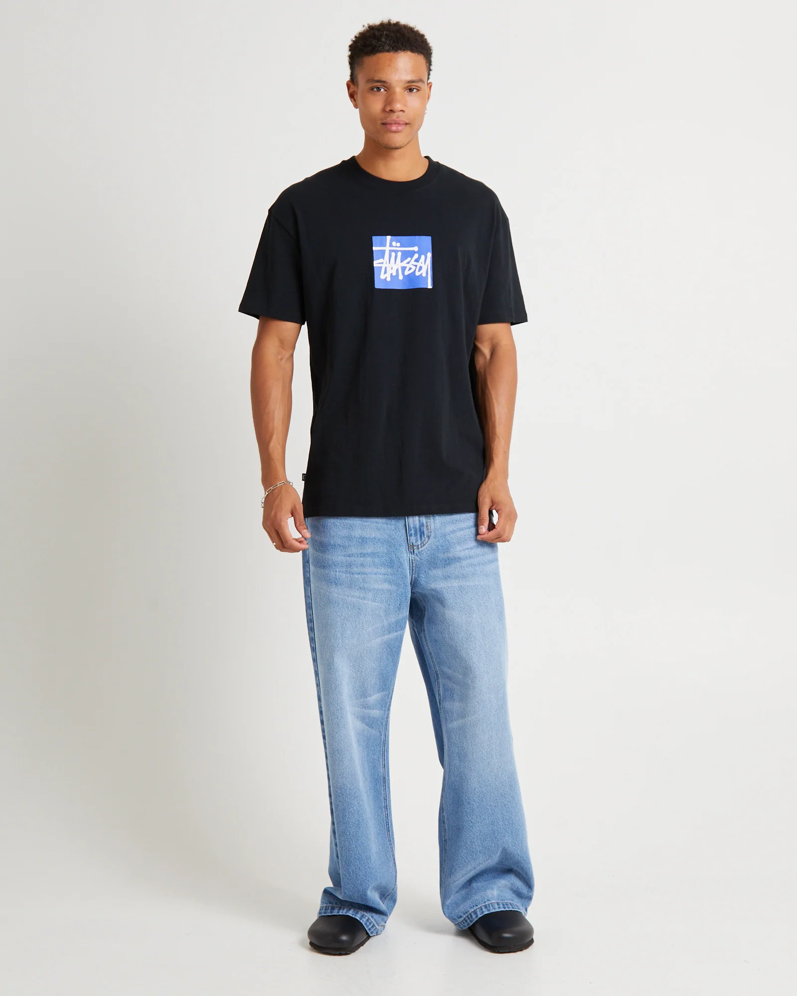 Stock Box Heavy Weight T-Shirt Black - Image 3