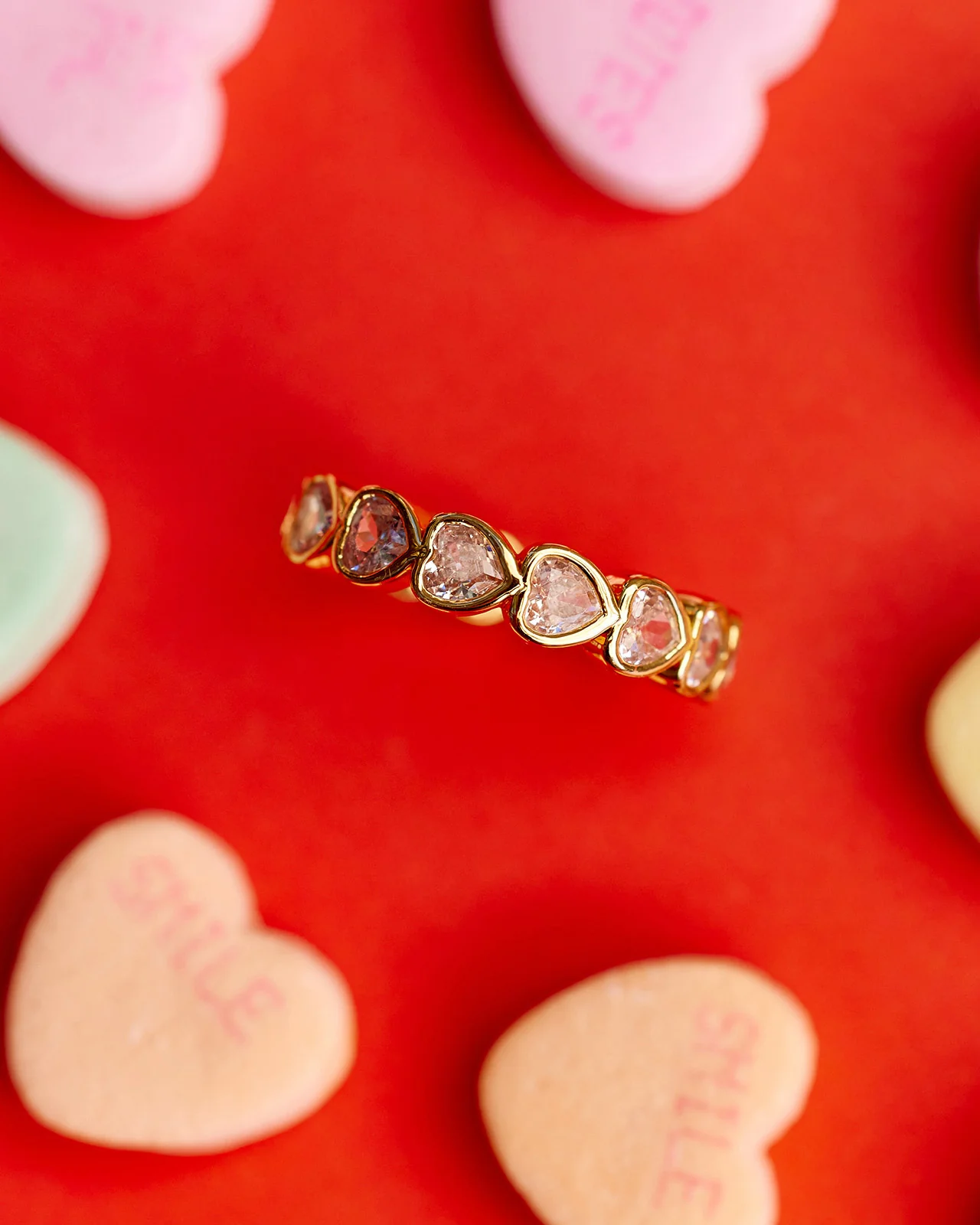 Stone Heart Band Gold Ring - Image 4