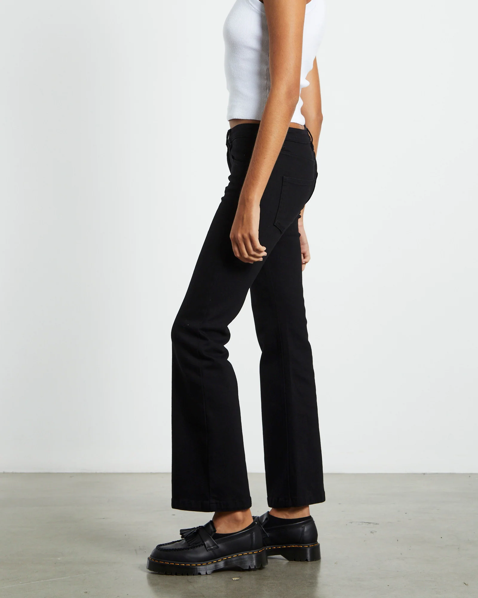 Syd Stretch Low Rise Bootleg Jeans Jet Black - Image 4
