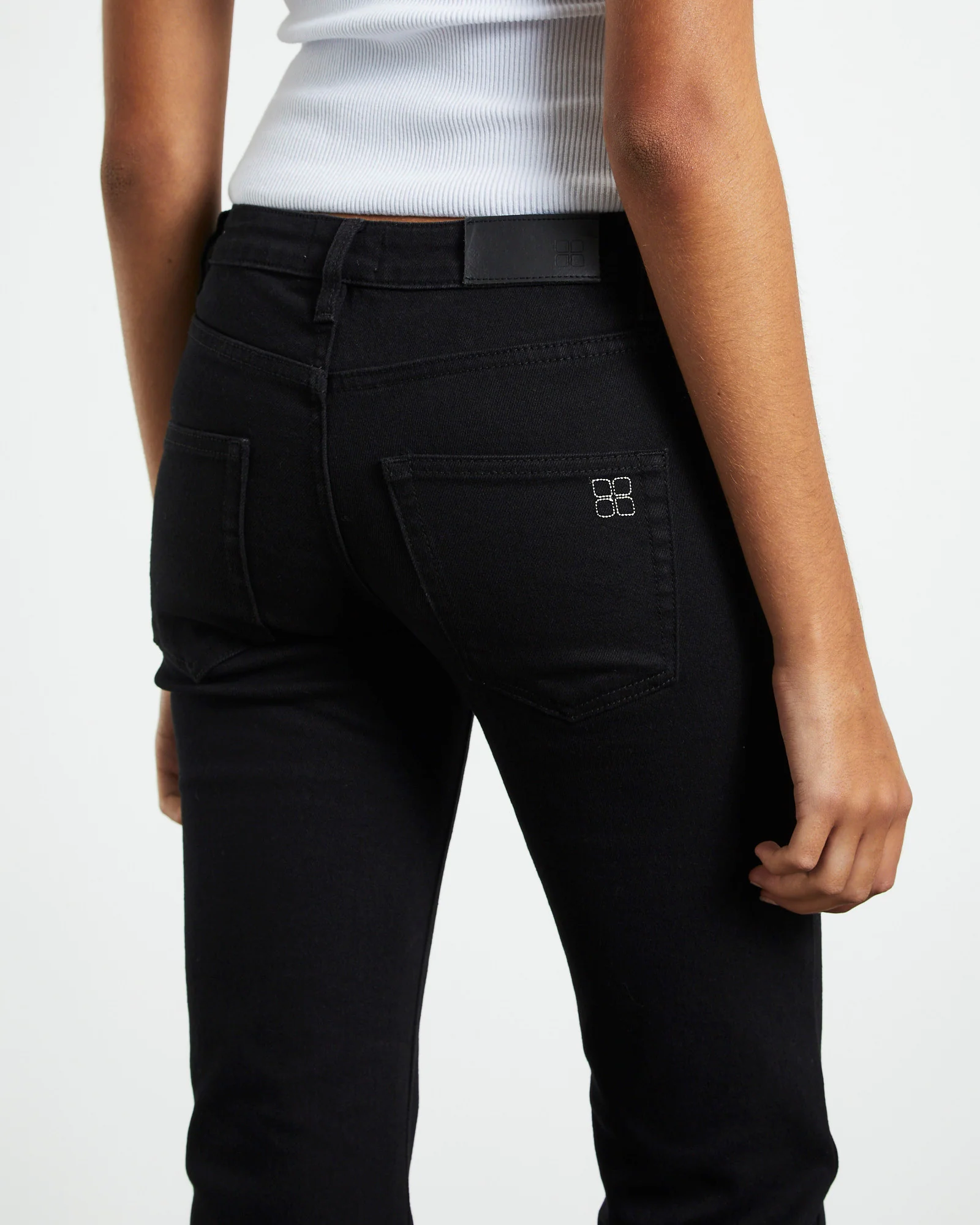 Syd Stretch Low Rise Bootleg Jeans Jet Black - Image 6