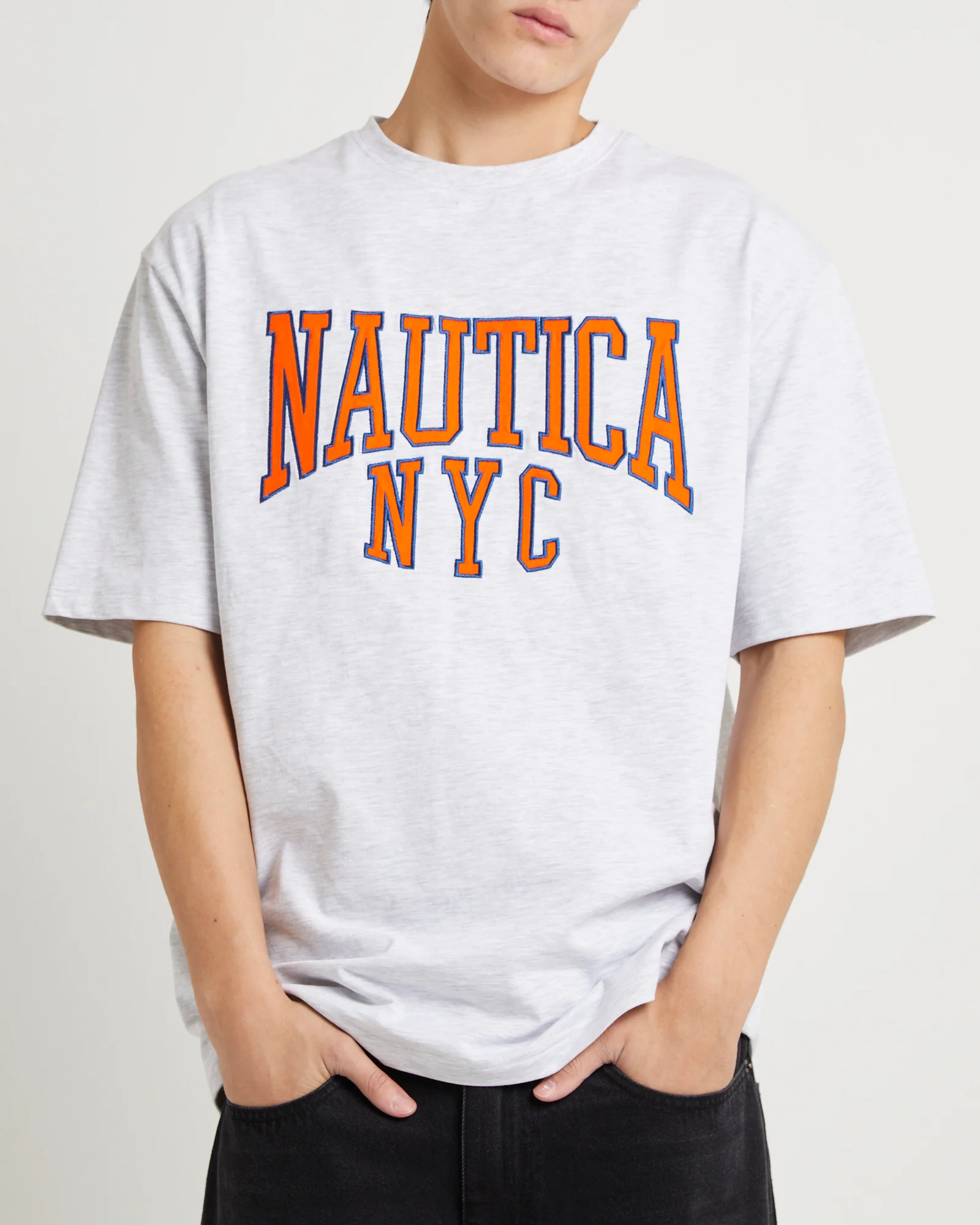 Taconia Heavyweight T-Shirt - Image 5