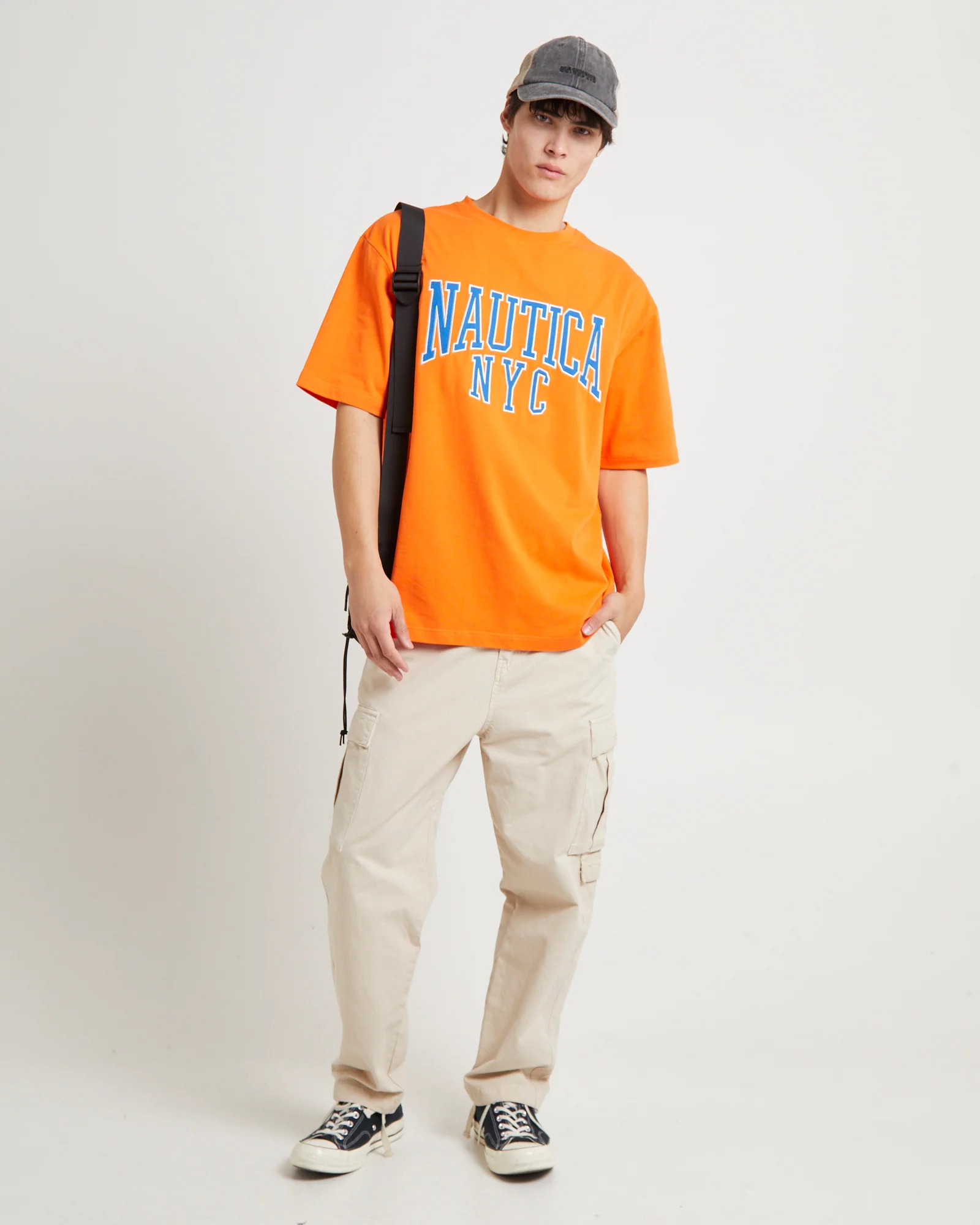Taconia Heavyweight T-Shirt - Image 3