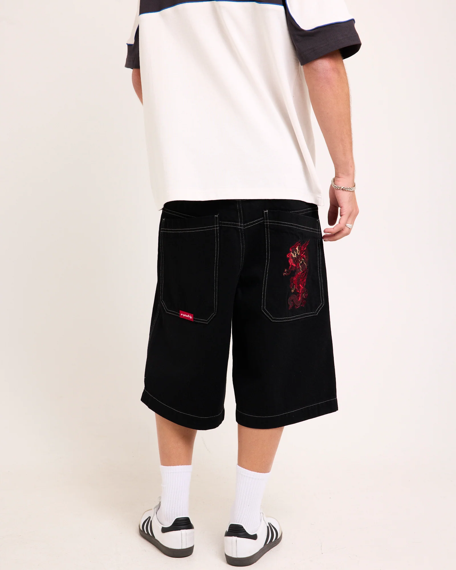 Teken Jorts - Image 2