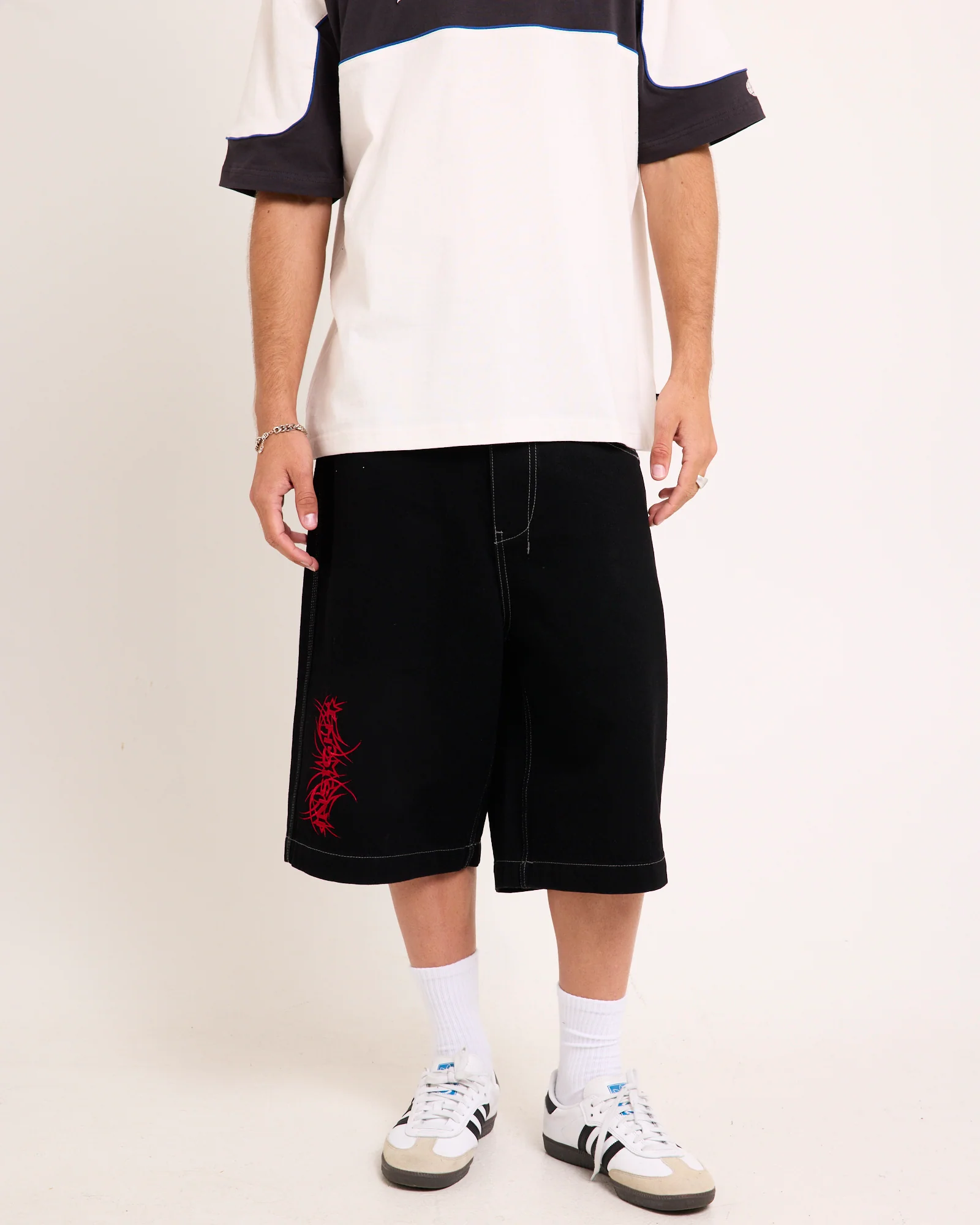 Teken Jorts - Image 5