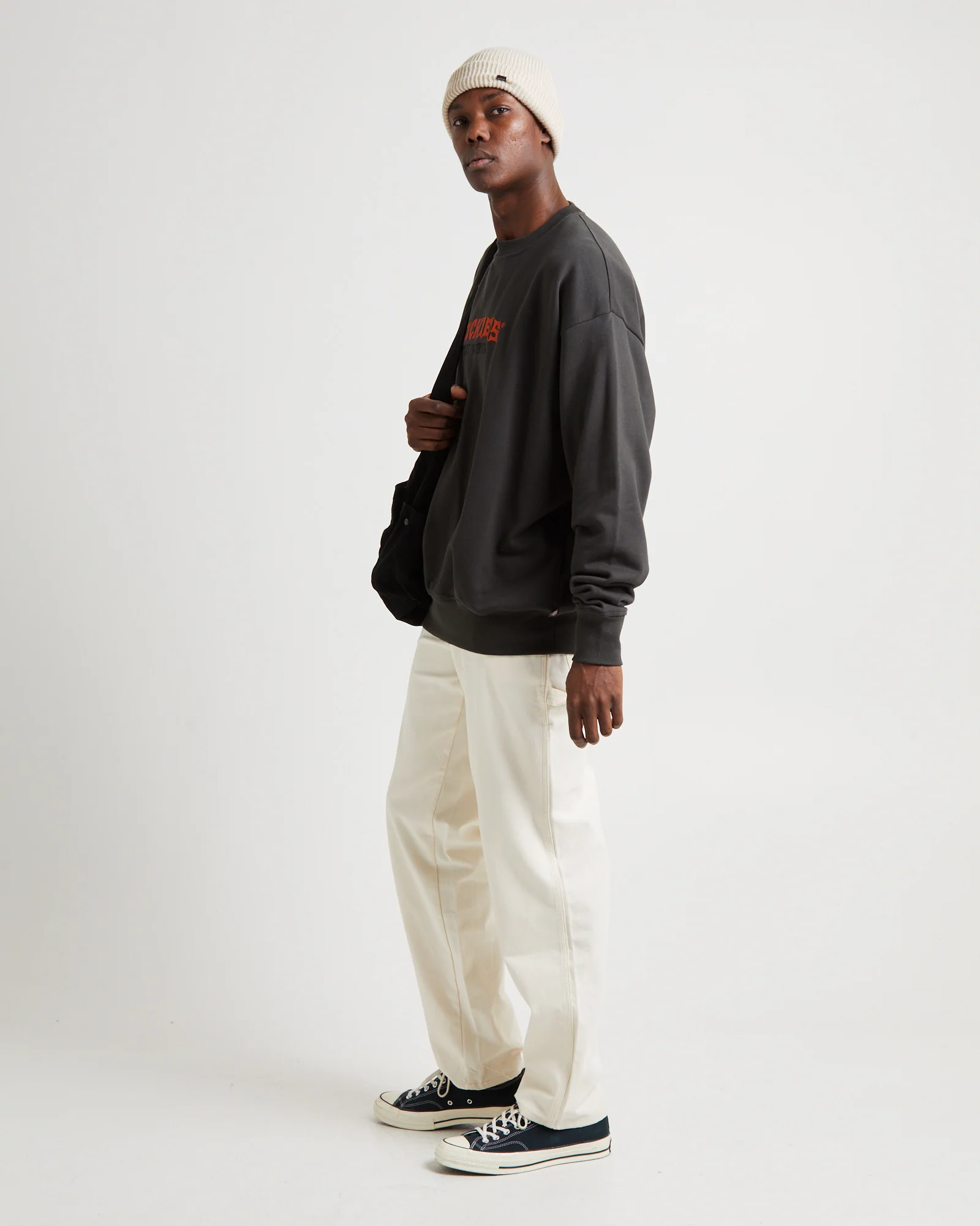 The Beast Crew Sweater Graphite - Image 4