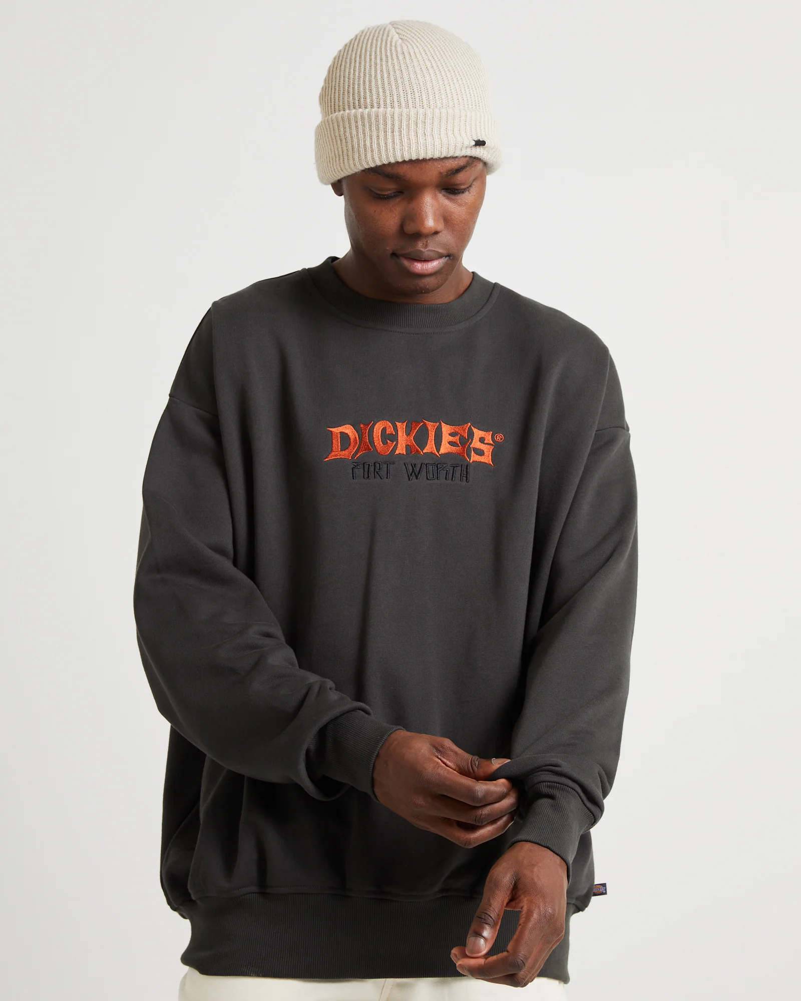 The Beast Crew Sweater Graphite - Image 5